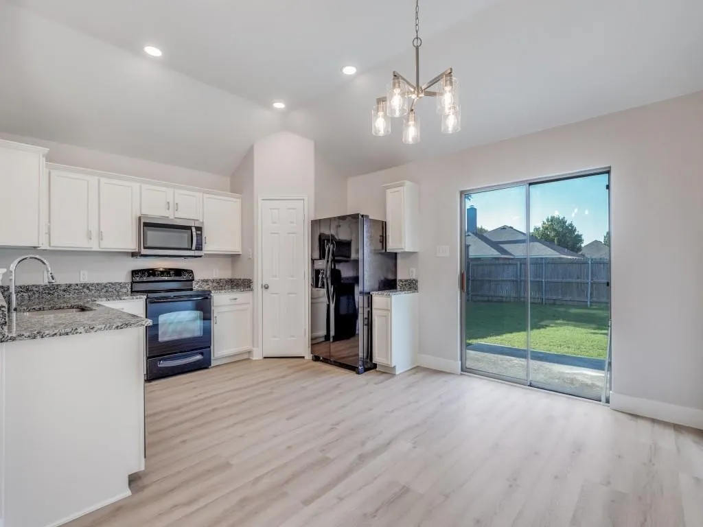 Single Family Residence For Sale in Denton County , 5551 Exeter Drive, Prosper, Texas 75078, 3 Bedroom, 2 Bathroom, 2 Garage spaces, 1,554 Sqft, built in 2008, mls#21369593, Real Estate Agent in Prosper, Homes For Sale in Denton county, Homes For Sale in Prosper, Realtor in Prosper Texas, Real Estate Brokerage Independent Realty Texas, Luminita Cordes Realtor