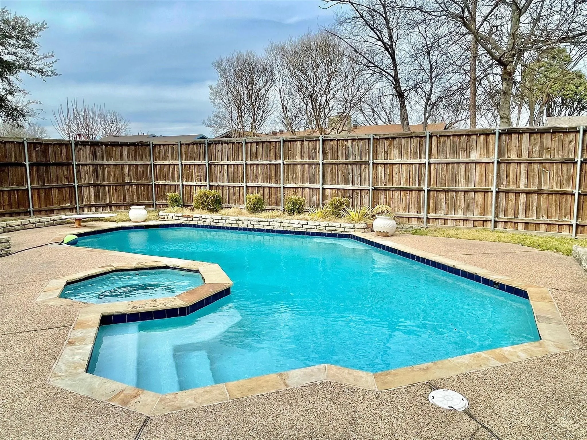 Large Diving Pool