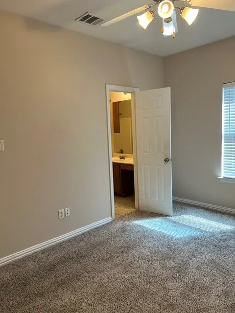 Duplex For Rent in Tarrant County , 7903 Marydean Avenue, Fort Worth, Texas 76116, 3 Bedroom, 2 Bathroom, 1 Garage spaces, 1,186 Sqft, built in 2006, mls#21380877, Real Estate Agent in Fort Worth, Homes For Rent in Tarrant county, Homes For Rent in Fort Worth, Realtor in Fort Worth Texas, Real Estate Brokerage Independent Realty Texas, Luminita Cordes Realtor