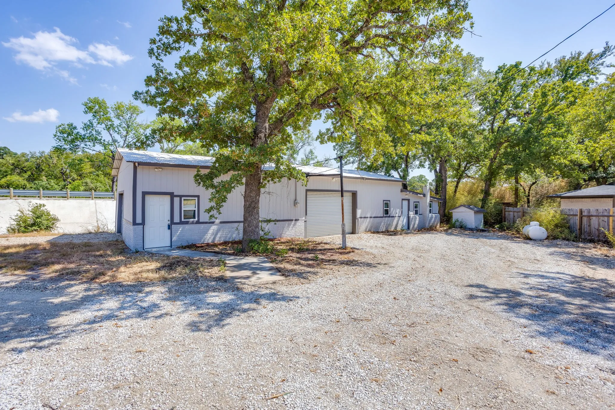 Business For Sale in Palo Pinto County , 3690 N Oak, Mineral Wells, Texas 76067, 0, 0, Garage spaces, 0 Sqft, built in 1958, mls#21380537, Real Estate Agent in Mineral Wells, Homes For Sale in Palo Pinto county, Homes For Sale in Mineral Wells, Realtor in Mineral Wells Texas, Real Estate Brokerage Independent Realty Texas, Luminita Cordes Realtor