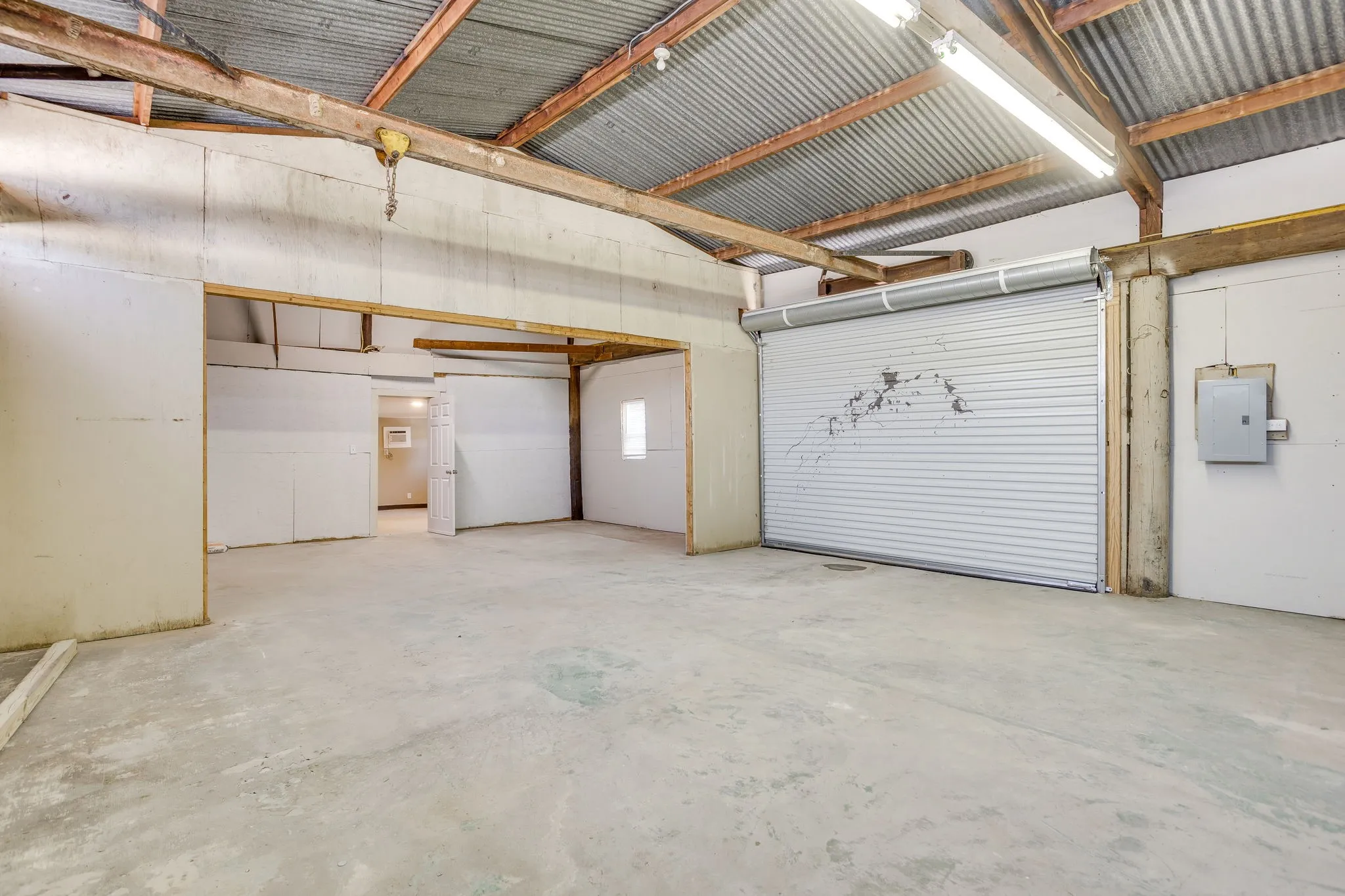 Business For Sale in Palo Pinto County , 3690 N Oak, Mineral Wells, Texas 76067, 0, 0, Garage spaces, 0 Sqft, built in 1958, mls#21380537, Real Estate Agent in Mineral Wells, Homes For Sale in Palo Pinto county, Homes For Sale in Mineral Wells, Realtor in Mineral Wells Texas, Real Estate Brokerage Independent Realty Texas, Luminita Cordes Realtor