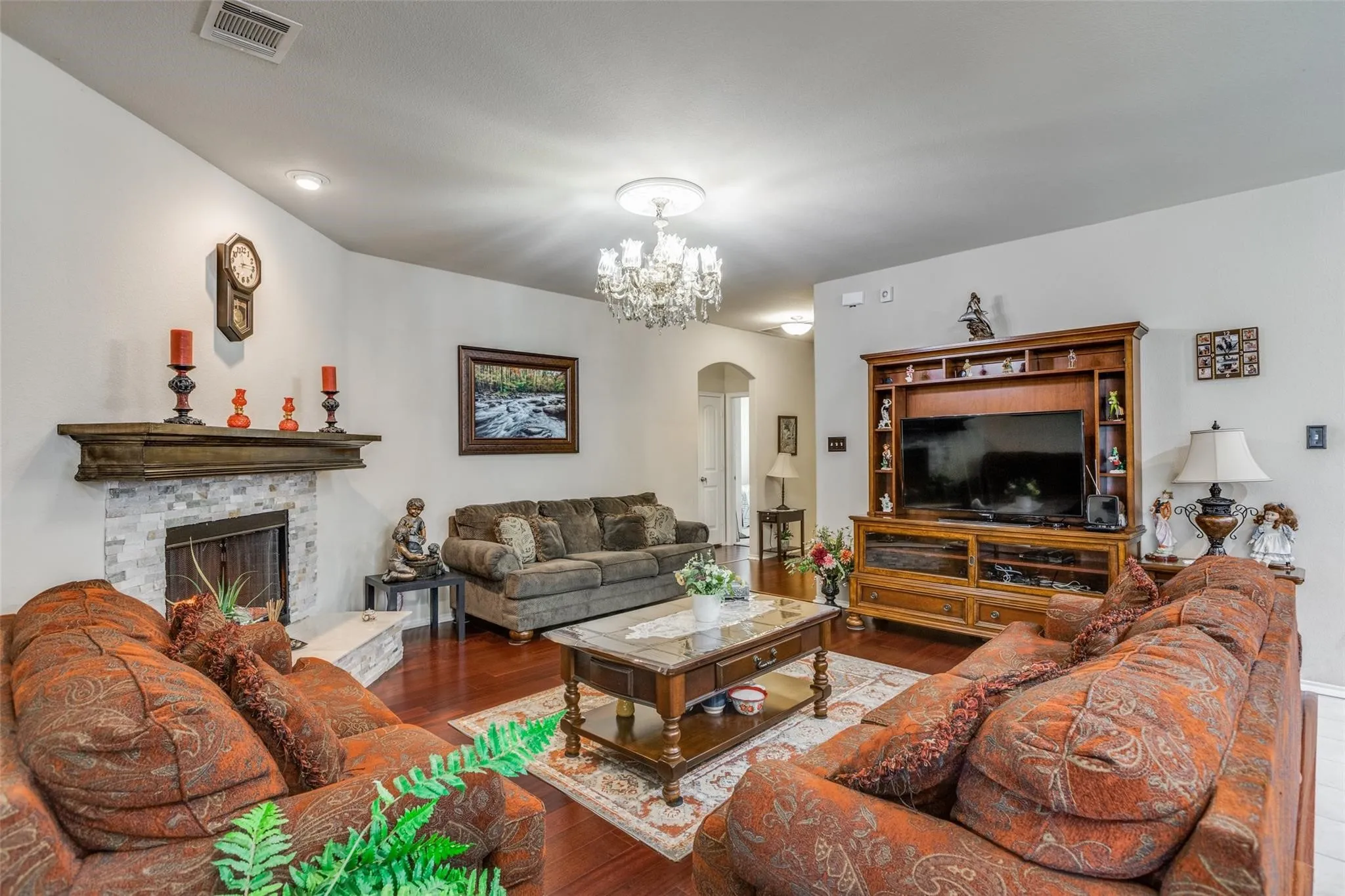 Single Family Residence For Rent in Denton County , 8716 Cowboy, Aubrey, Texas 76227, 4 Bedroom, 2 Bathroom, 2 Garage spaces, 1,621 Sqft, built in 2015, mls#21380881, Real Estate Agent in Aubrey, Homes For Rent in Denton county, Homes For Rent in Aubrey, Realtor in Aubrey Texas, Real Estate Brokerage Independent Realty Texas, Luminita Cordes Realtor