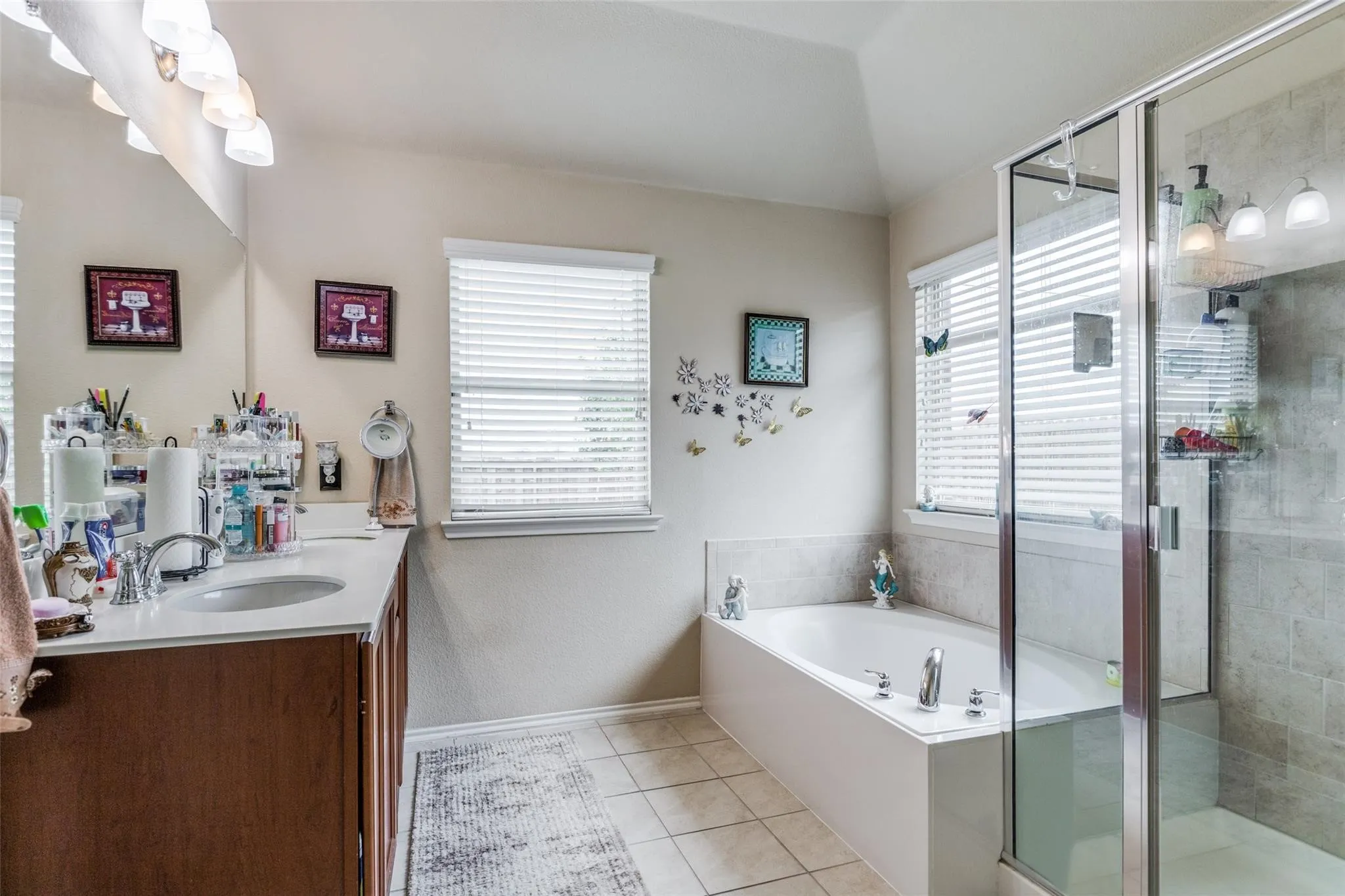 Single Family Residence For Rent in Denton County , 8716 Cowboy, Aubrey, Texas 76227, 4 Bedroom, 2 Bathroom, 2 Garage spaces, 1,621 Sqft, built in 2015, mls#21380881, Real Estate Agent in Aubrey, Homes For Rent in Denton county, Homes For Rent in Aubrey, Realtor in Aubrey Texas, Real Estate Brokerage Independent Realty Texas, Luminita Cordes Realtor
