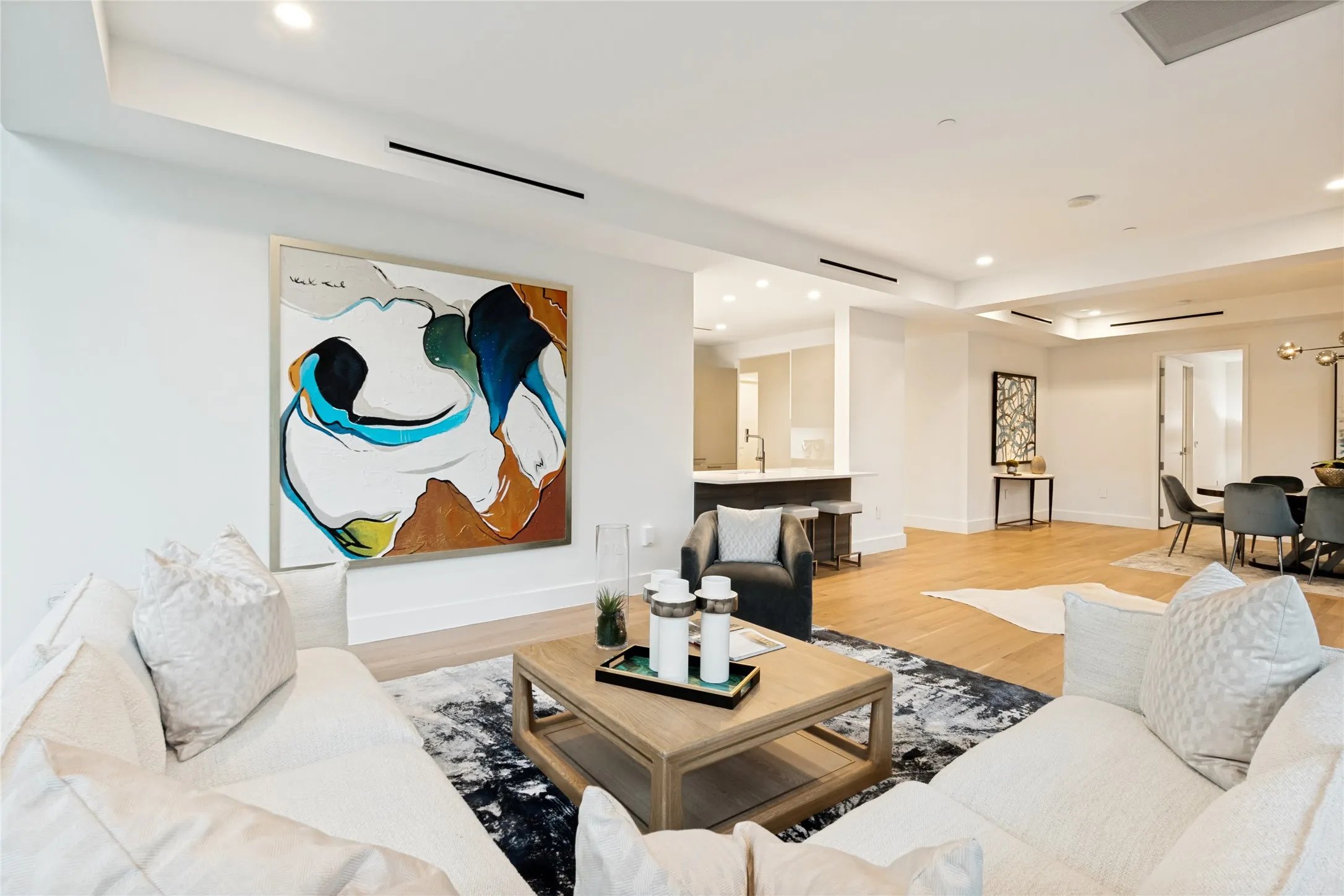 Condominium For Sale in Dallas County , 2025 Woodall Rodgers Freeway 23, Dallas, Texas 75201, 2 Bedroom, 3 Bathroom, 3 Garage spaces, 2,395 Sqft, built in 2014, mls#21380584, Real Estate Agent in Dallas, Homes For Sale in Dallas county, Homes For Sale in Dallas, Realtor in Dallas Texas, Real Estate Brokerage Independent Realty Texas, Luminita Cordes Realtor