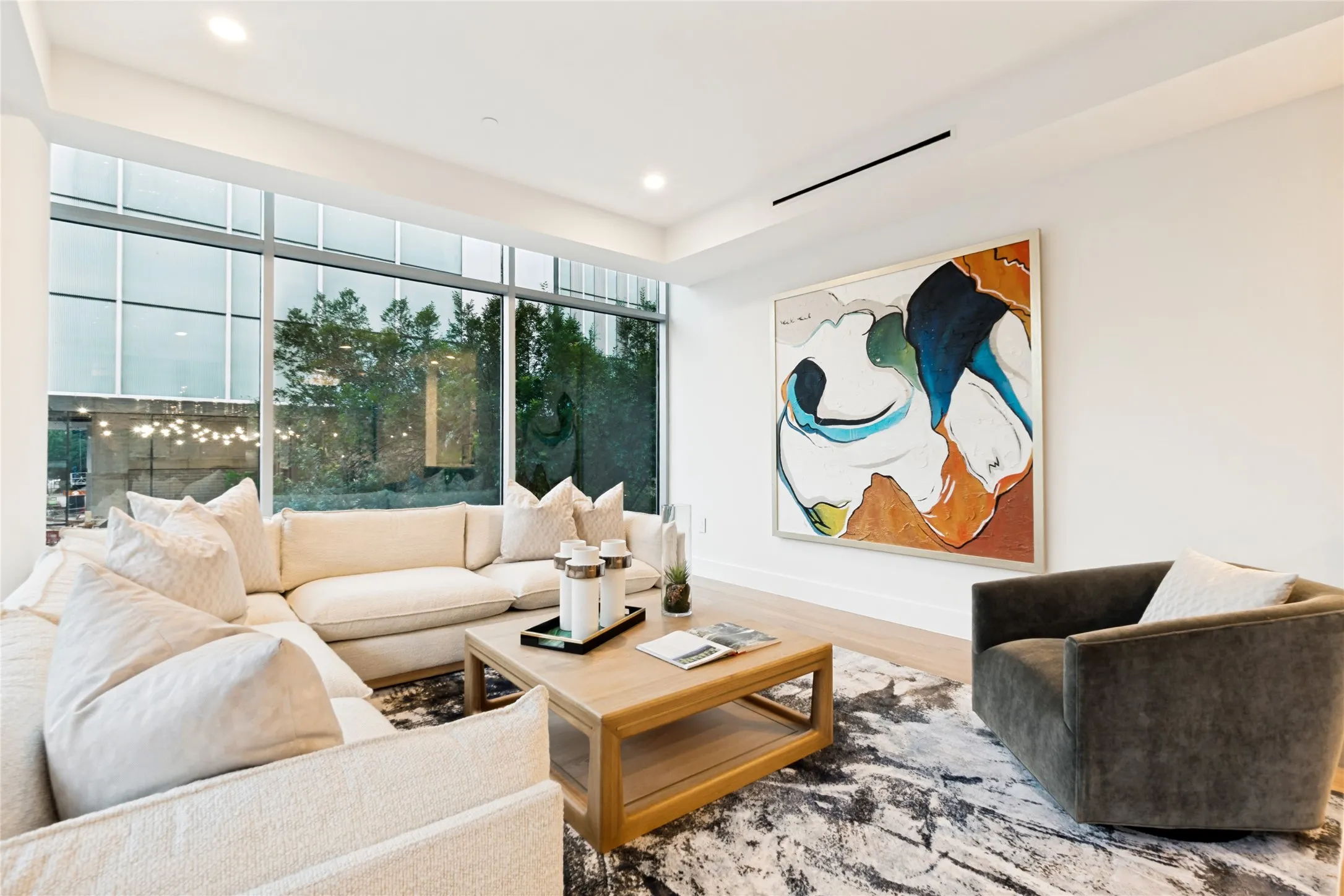 Condominium For Sale in Dallas County , 2025 Woodall Rodgers Freeway 23, Dallas, Texas 75201, 2 Bedroom, 3 Bathroom, 3 Garage spaces, 2,395 Sqft, built in 2014, mls#21380584, Real Estate Agent in Dallas, Homes For Sale in Dallas county, Homes For Sale in Dallas, Realtor in Dallas Texas, Real Estate Brokerage Independent Realty Texas, Luminita Cordes Realtor