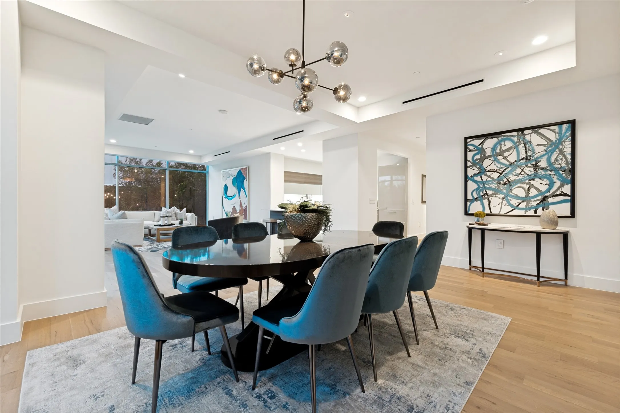 Condominium For Sale in Dallas County , 2025 Woodall Rodgers Freeway 23, Dallas, Texas 75201, 2 Bedroom, 3 Bathroom, 3 Garage spaces, 2,395 Sqft, built in 2014, mls#21380584, Real Estate Agent in Dallas, Homes For Sale in Dallas county, Homes For Sale in Dallas, Realtor in Dallas Texas, Real Estate Brokerage Independent Realty Texas, Luminita Cordes Realtor