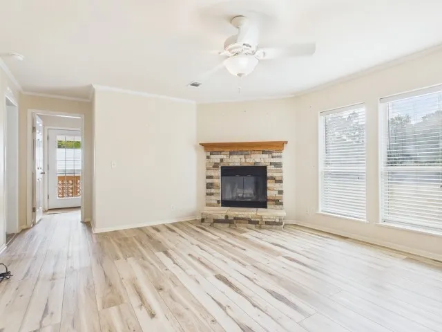 Mobile Home For Sale in Henderson County , 21104 Easy Street, Chandler, Texas 75758, 4 Bedroom, 2 Bathroom, Garage spaces, 2,280 Sqft, built in 2007, mls#21380728, Real Estate Agent in Chandler, Homes For Sale in Henderson county, Homes For Sale in Chandler, Realtor in Chandler Texas, Real Estate Brokerage Independent Realty Texas, Luminita Cordes Realtor