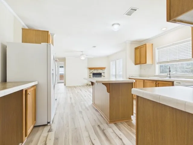 Mobile Home For Sale in Henderson County , 21104 Easy Street, Chandler, Texas 75758, 4 Bedroom, 2 Bathroom, Garage spaces, 2,280 Sqft, built in 2007, mls#21380728, Real Estate Agent in Chandler, Homes For Sale in Henderson county, Homes For Sale in Chandler, Realtor in Chandler Texas, Real Estate Brokerage Independent Realty Texas, Luminita Cordes Realtor