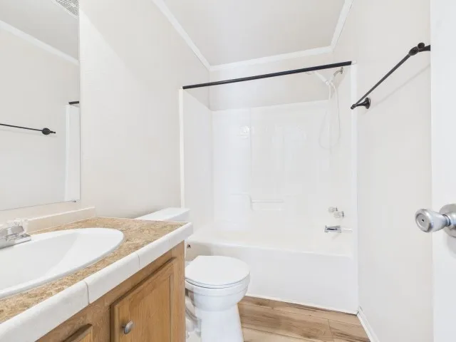 Mobile Home For Sale in Henderson County , 21104 Easy Street, Chandler, Texas 75758, 4 Bedroom, 2 Bathroom, Garage spaces, 2,280 Sqft, built in 2007, mls#21380728, Real Estate Agent in Chandler, Homes For Sale in Henderson county, Homes For Sale in Chandler, Realtor in Chandler Texas, Real Estate Brokerage Independent Realty Texas, Luminita Cordes Realtor