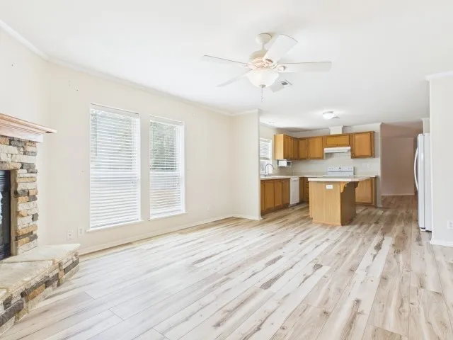 Mobile Home For Sale in Henderson County , 21104 Easy Street, Chandler, Texas 75758, 4 Bedroom, 2 Bathroom, Garage spaces, 2,280 Sqft, built in 2007, mls#21380728, Real Estate Agent in Chandler, Homes For Sale in Henderson county, Homes For Sale in Chandler, Realtor in Chandler Texas, Real Estate Brokerage Independent Realty Texas, Luminita Cordes Realtor