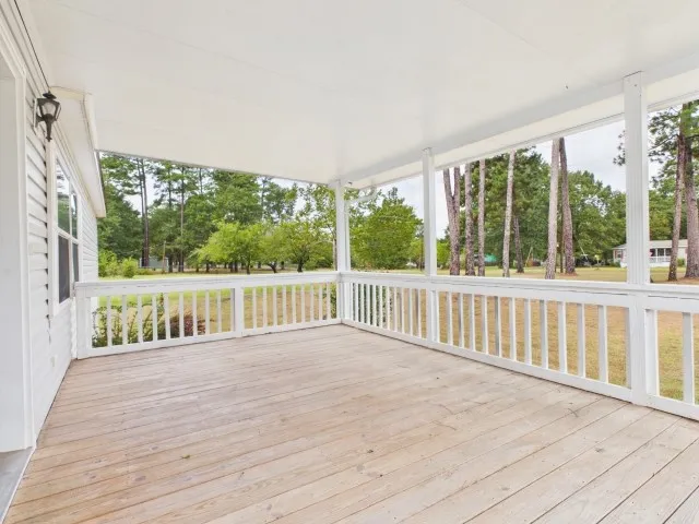 Mobile Home For Sale in Henderson County , 21104 Easy Street, Chandler, Texas 75758, 4 Bedroom, 2 Bathroom, Garage spaces, 2,280 Sqft, built in 2007, mls#21380728, Real Estate Agent in Chandler, Homes For Sale in Henderson county, Homes For Sale in Chandler, Realtor in Chandler Texas, Real Estate Brokerage Independent Realty Texas, Luminita Cordes Realtor