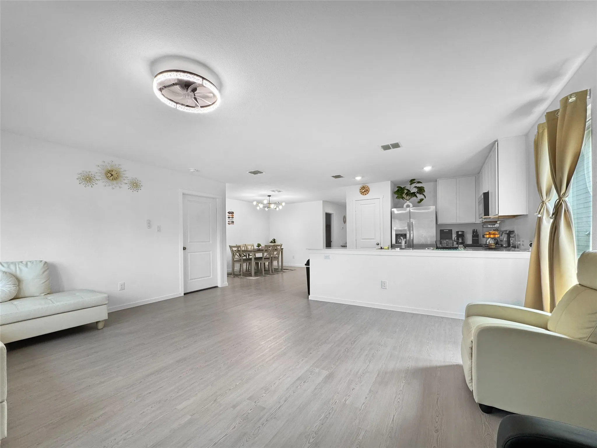 Single Family Residence For Rent in Denton County , 1817 Ventasso Boulevard, Providence Village, Texas 76227, 4 Bedroom, 2 Bathroom, 2 Garage spaces, 5,218 Sqft, built in 2016, mls#21380923, Real Estate Agent in Providence Village, Homes For Rent in Denton county, Homes For Rent in Providence Village, Realtor in Providence Village Texas, Real Estate Brokerage Independent Realty Texas, Luminita Cordes Realtor