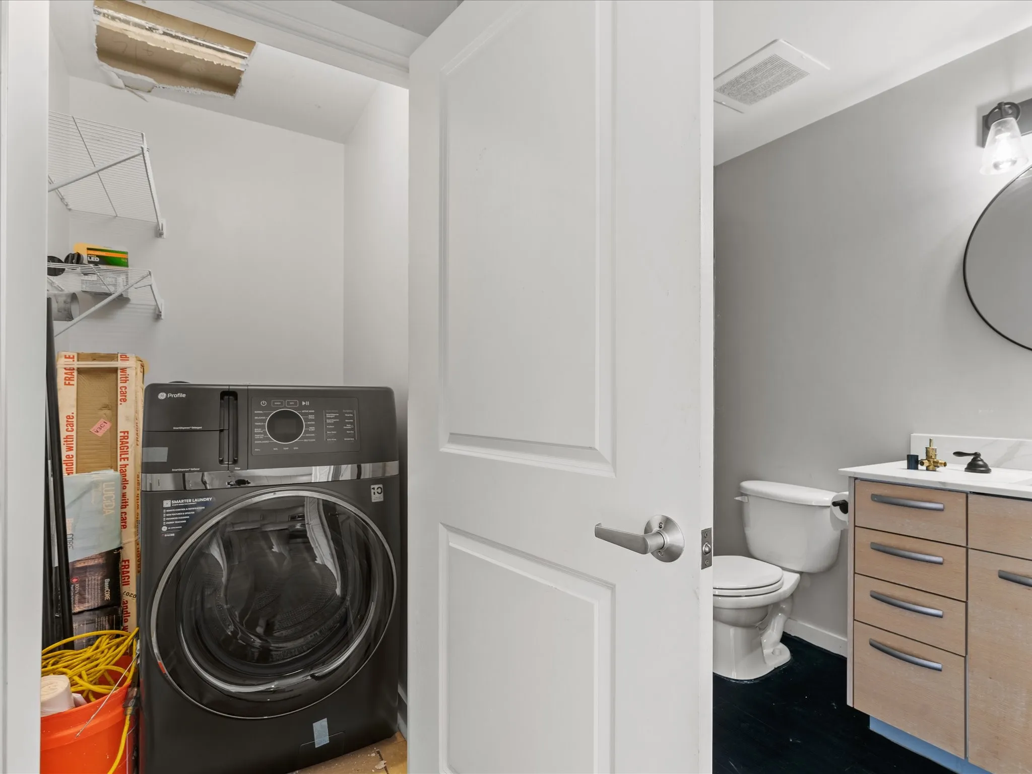 Condominium For Sale in Dallas County , 1200 Main Street 1612, Dallas, Texas 75202, 1 Bedroom, 1 Bathroom, 1 Garage spaces, 660 Sqft, built in 1974, mls#21380818, Real Estate Agent in Dallas, Homes For Sale in Dallas county, Homes For Sale in Dallas, Realtor in Dallas Texas, Real Estate Brokerage Independent Realty Texas, Luminita Cordes Realtor