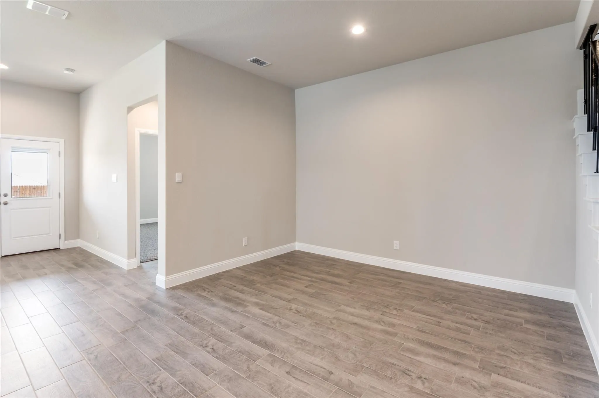 Single Family Residence For Rent in Denton County , 1517 Razorbill Road, Denton, Texas 76205, 4 Bedroom, 3 Bathroom, 2 Garage spaces, 2,625 Sqft, built in 2023, mls#21380915, Real Estate Agent in Denton, Homes For Rent in Denton county, Homes For Rent in Denton, Realtor in Denton Texas, Real Estate Brokerage Independent Realty Texas, Luminita Cordes Realtor