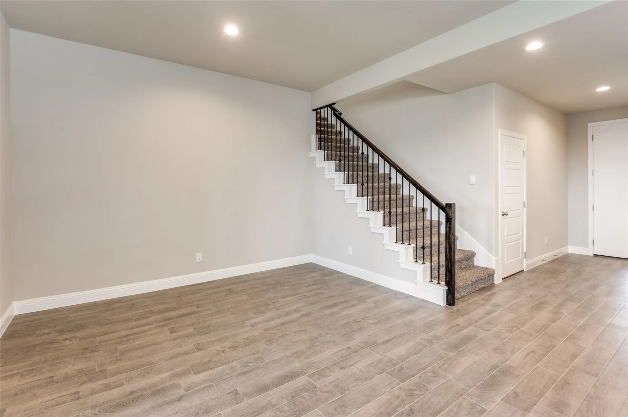 Single Family Residence For Rent in Denton County , 1517 Razorbill Road, Denton, Texas 76205, 4 Bedroom, 3 Bathroom, 2 Garage spaces, 2,625 Sqft, built in 2023, mls#21380915, Real Estate Agent in Denton, Homes For Rent in Denton county, Homes For Rent in Denton, Realtor in Denton Texas, Real Estate Brokerage Independent Realty Texas, Luminita Cordes Realtor