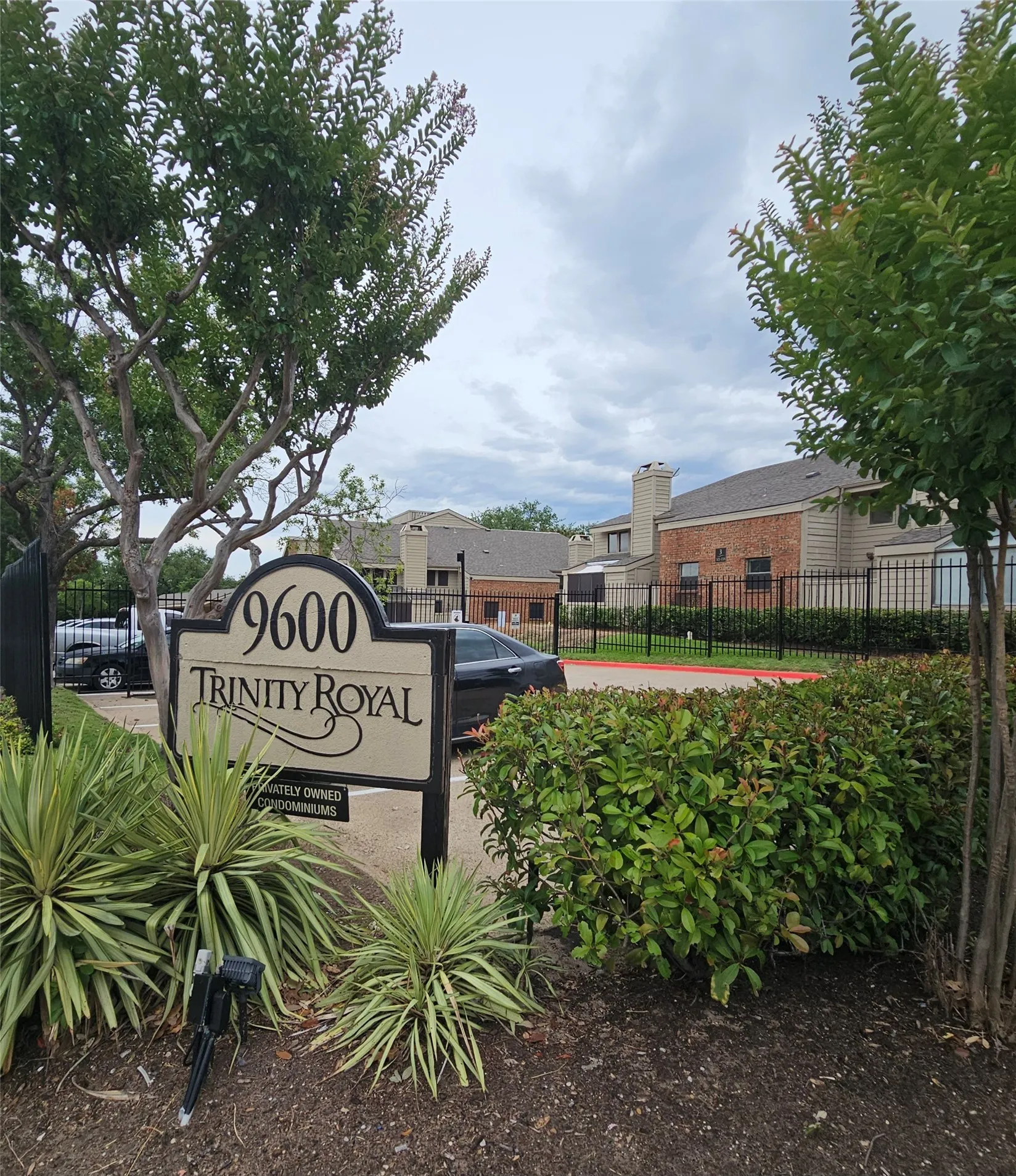 Condominium For Rent in Dallas County , 9600 ROYAL 612, Dallas, Texas 75243, 1 Bedroom, 1 Bathroom, Garage spaces, 745 Sqft, built in 1983, mls#21380927, Real Estate Agent in Dallas, Homes For Rent in Dallas county, Homes For Rent in Dallas, Realtor in Dallas Texas, Real Estate Brokerage Independent Realty Texas, Luminita Cordes Realtor