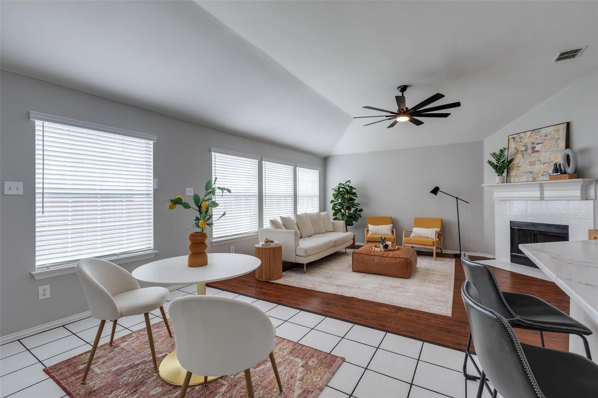 Single Family Residence For Sale in Collin County , 815 Bonnie Court, Allen, Texas 75002, 3 Bedroom, 2 Bathroom, 2 Garage spaces, 1,933 Sqft, built in 1998, mls#21380930, Real Estate Agent in Allen, Homes For Sale in Collin county, Homes For Sale in Allen, Realtor in Allen Texas, Real Estate Brokerage Independent Realty Texas, Luminita Cordes Realtor