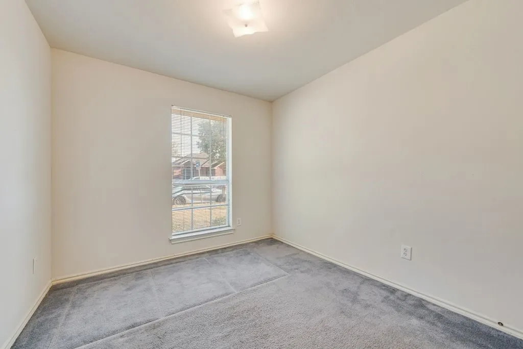 Single Family Residence For Sale in Dallas County , 2848 Saint Croix Avenue, Lancaster, Texas 75146, 3 Bedroom, 2 Bathroom, 2 Garage spaces, 1,490 Sqft, built in 1997, mls#21380932, Real Estate Agent in Lancaster, Homes For Sale in Dallas county, Homes For Sale in Lancaster, Realtor in Lancaster Texas, Real Estate Brokerage Independent Realty Texas, Luminita Cordes Realtor