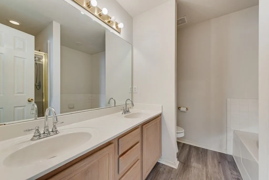 Single Family Residence For Sale in Dallas County , 2848 Saint Croix Avenue, Lancaster, Texas 75146, 3 Bedroom, 2 Bathroom, 2 Garage spaces, 1,490 Sqft, built in 1997, mls#21380932, Real Estate Agent in Lancaster, Homes For Sale in Dallas county, Homes For Sale in Lancaster, Realtor in Lancaster Texas, Real Estate Brokerage Independent Realty Texas, Luminita Cordes Realtor
