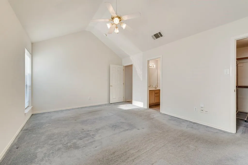 Single Family Residence For Sale in Dallas County , 2848 Saint Croix Avenue, Lancaster, Texas 75146, 3 Bedroom, 2 Bathroom, 2 Garage spaces, 1,490 Sqft, built in 1997, mls#21380932, Real Estate Agent in Lancaster, Homes For Sale in Dallas county, Homes For Sale in Lancaster, Realtor in Lancaster Texas, Real Estate Brokerage Independent Realty Texas, Luminita Cordes Realtor