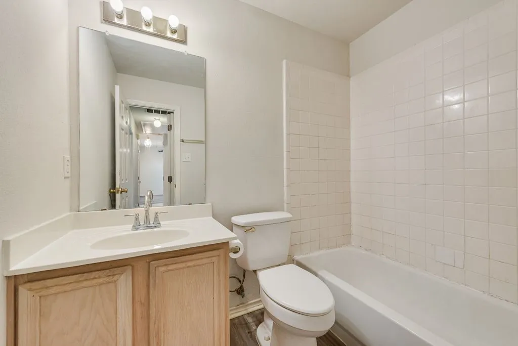 Single Family Residence For Sale in Dallas County , 2848 Saint Croix Avenue, Lancaster, Texas 75146, 3 Bedroom, 2 Bathroom, 2 Garage spaces, 1,490 Sqft, built in 1997, mls#21380932, Real Estate Agent in Lancaster, Homes For Sale in Dallas county, Homes For Sale in Lancaster, Realtor in Lancaster Texas, Real Estate Brokerage Independent Realty Texas, Luminita Cordes Realtor