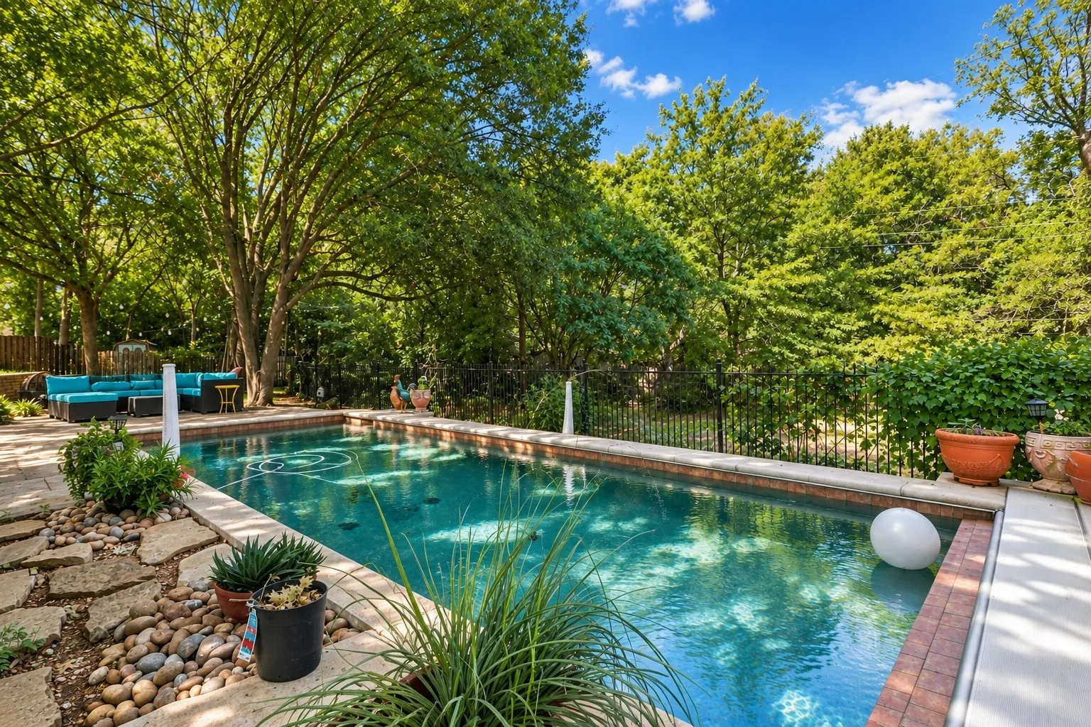 Single Family Residence For Sale in Tarrant County , 4016 Windermere Drive, Colleyville, Texas 76034, 4 Bedroom, 3 Bathroom, 2 Garage spaces, 3,520 Sqft, built in 1983, mls#21380618, Real Estate Agent in Colleyville, Homes For Sale in Tarrant county, Homes For Sale in Colleyville, Realtor in Colleyville Texas, Real Estate Brokerage Independent Realty Texas, Luminita Cordes Realtor