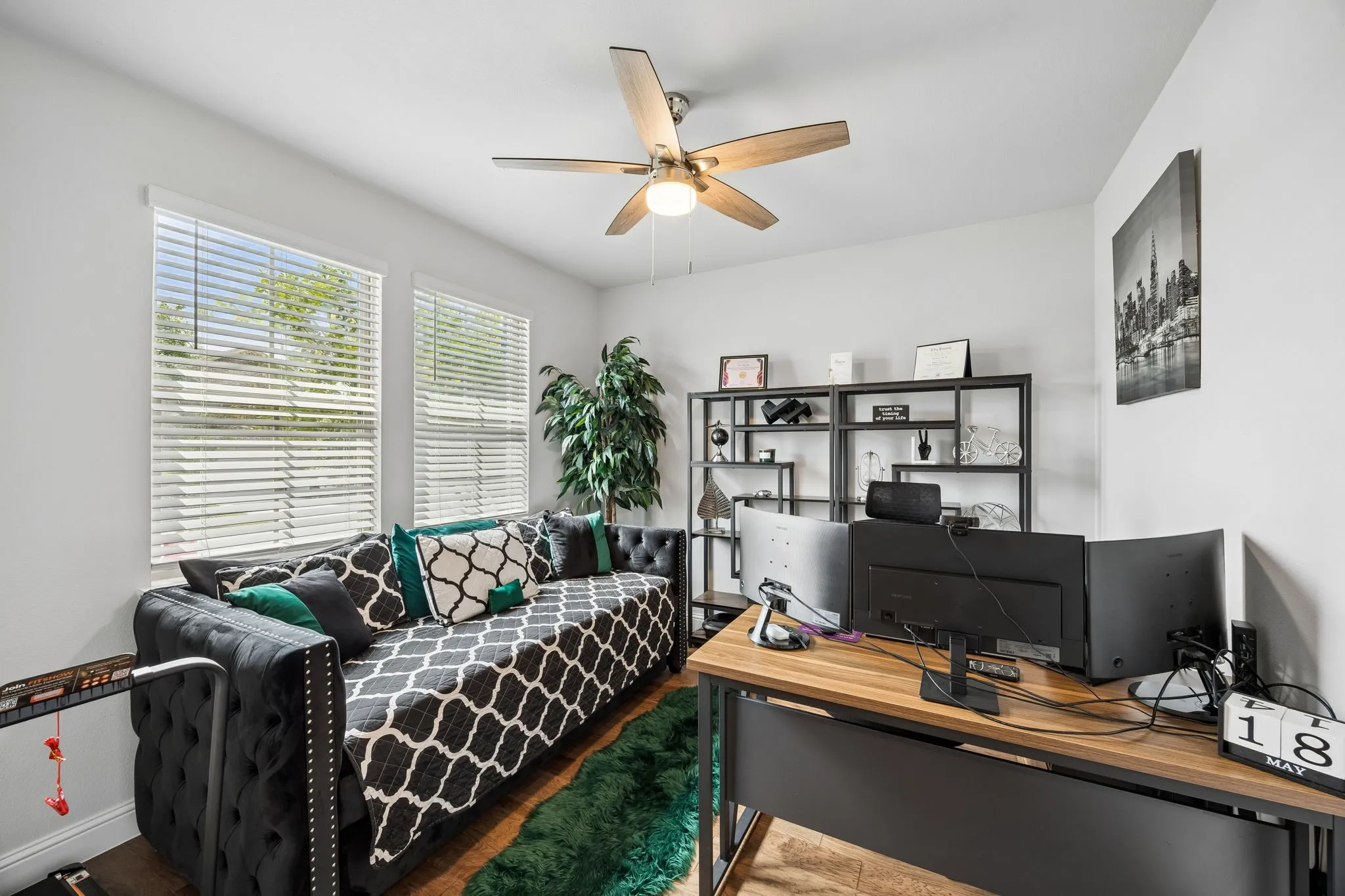 Single Family Residence For Sale in Denton County , 5100 Unity Drive, Denton, Texas 76207, 3 Bedroom, 3 Bathroom, 2 Garage spaces, 2,606 Sqft, built in 2022, mls#21380943, Real Estate Agent in Denton, Homes For Sale in Denton county, Homes For Sale in Denton, Realtor in Denton Texas, Real Estate Brokerage Independent Realty Texas, Luminita Cordes Realtor