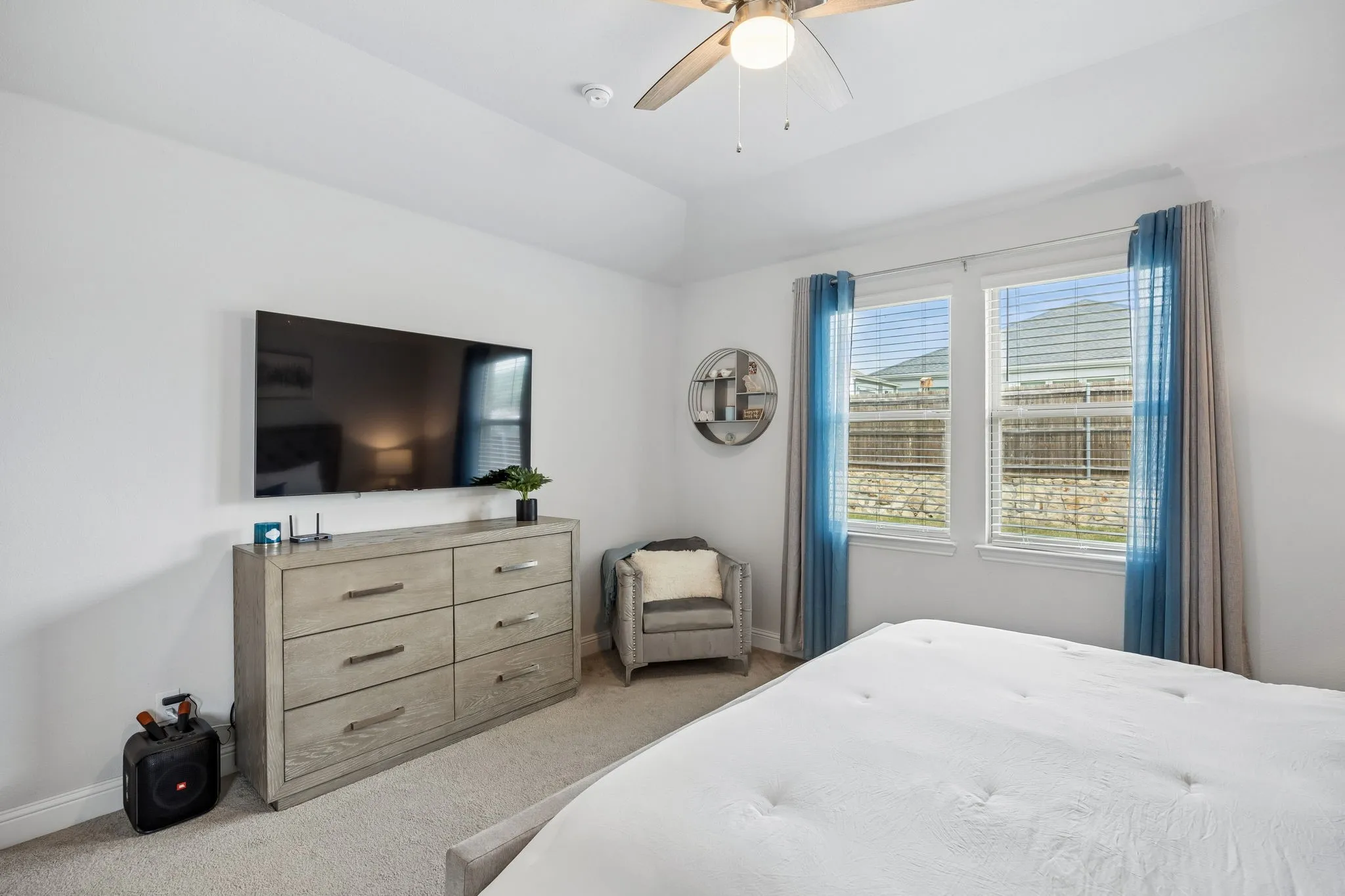 Single Family Residence For Sale in Denton County , 5100 Unity Drive, Denton, Texas 76207, 3 Bedroom, 3 Bathroom, 2 Garage spaces, 2,606 Sqft, built in 2022, mls#21380943, Real Estate Agent in Denton, Homes For Sale in Denton county, Homes For Sale in Denton, Realtor in Denton Texas, Real Estate Brokerage Independent Realty Texas, Luminita Cordes Realtor
