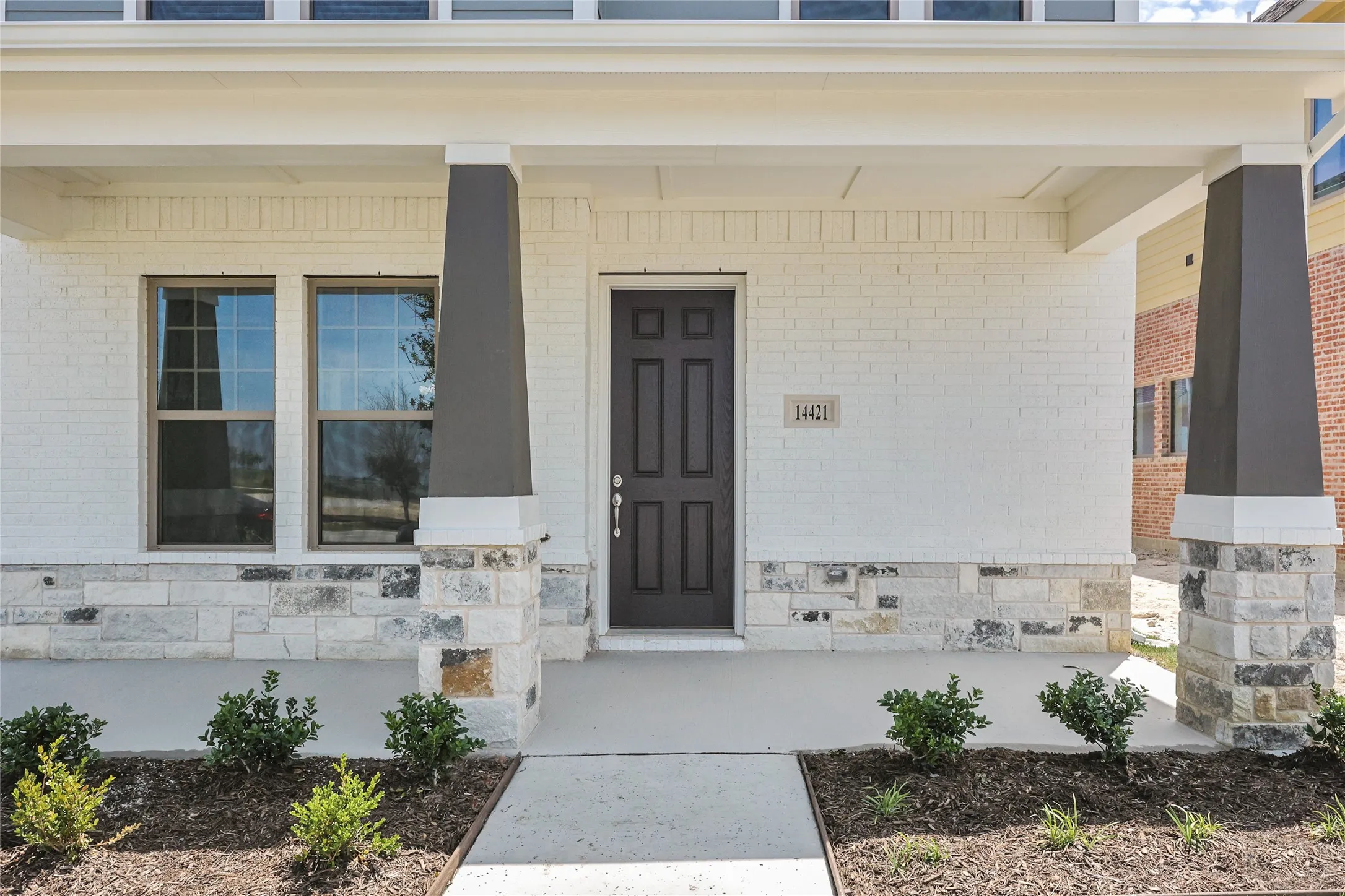 Single Family Residence For Rent in Parker County , 14421 Walsh Avenue, Fort Worth, Texas 76008, 3 Bedroom, 3 Bathroom, 2 Garage spaces, 1,938 Sqft, built in 2021, mls#21379184, Real Estate Agent in Fort Worth, Homes For Rent in Parker county, Homes For Rent in Fort Worth, Realtor in Fort Worth Texas, Real Estate Brokerage Independent Realty Texas, Luminita Cordes Realtor