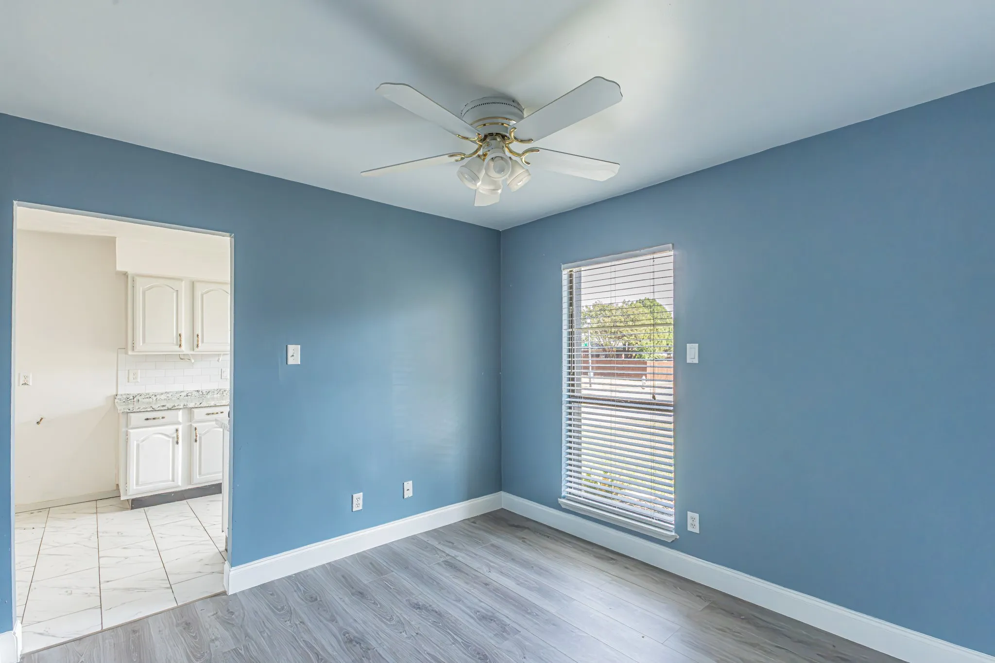 Single Family Residence For Sale in Dallas County , 2901 Gayle Drive, Garland, Texas 75044, 3 Bedroom, 2 Bathroom, 2 Garage spaces, 1,666 Sqft, built in 1979, mls#21380912, Real Estate Agent in Garland, Homes For Sale in Dallas county, Homes For Sale in Garland, Realtor in Garland Texas, Real Estate Brokerage Independent Realty Texas, Luminita Cordes Realtor