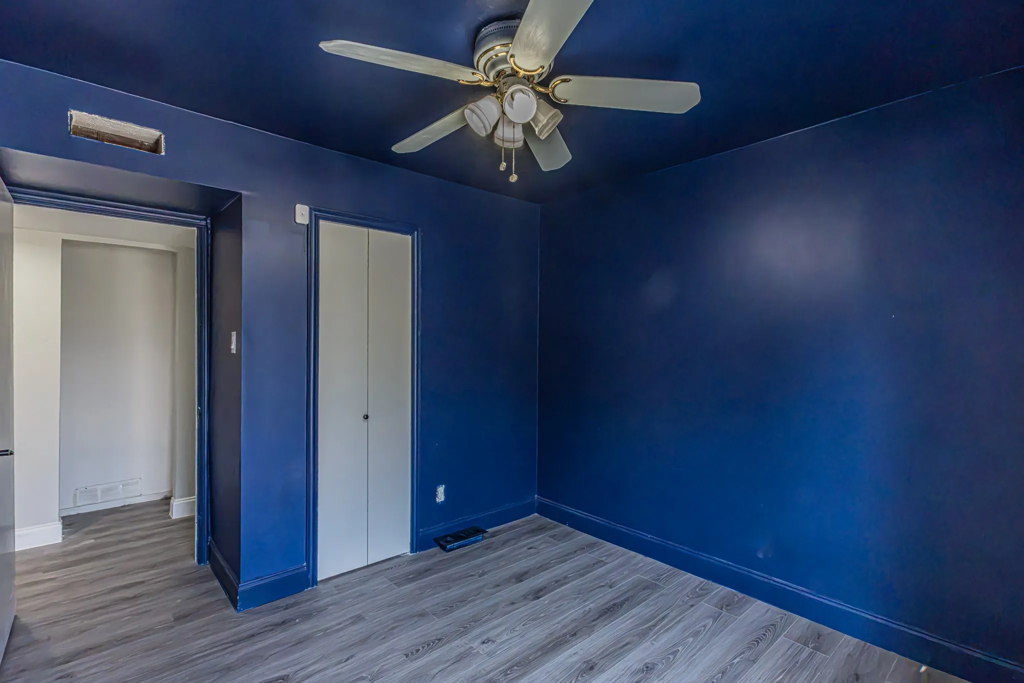 Single Family Residence For Sale in Dallas County , 2901 Gayle Drive, Garland, Texas 75044, 3 Bedroom, 2 Bathroom, 2 Garage spaces, 1,666 Sqft, built in 1979, mls#21380912, Real Estate Agent in Garland, Homes For Sale in Dallas county, Homes For Sale in Garland, Realtor in Garland Texas, Real Estate Brokerage Independent Realty Texas, Luminita Cordes Realtor