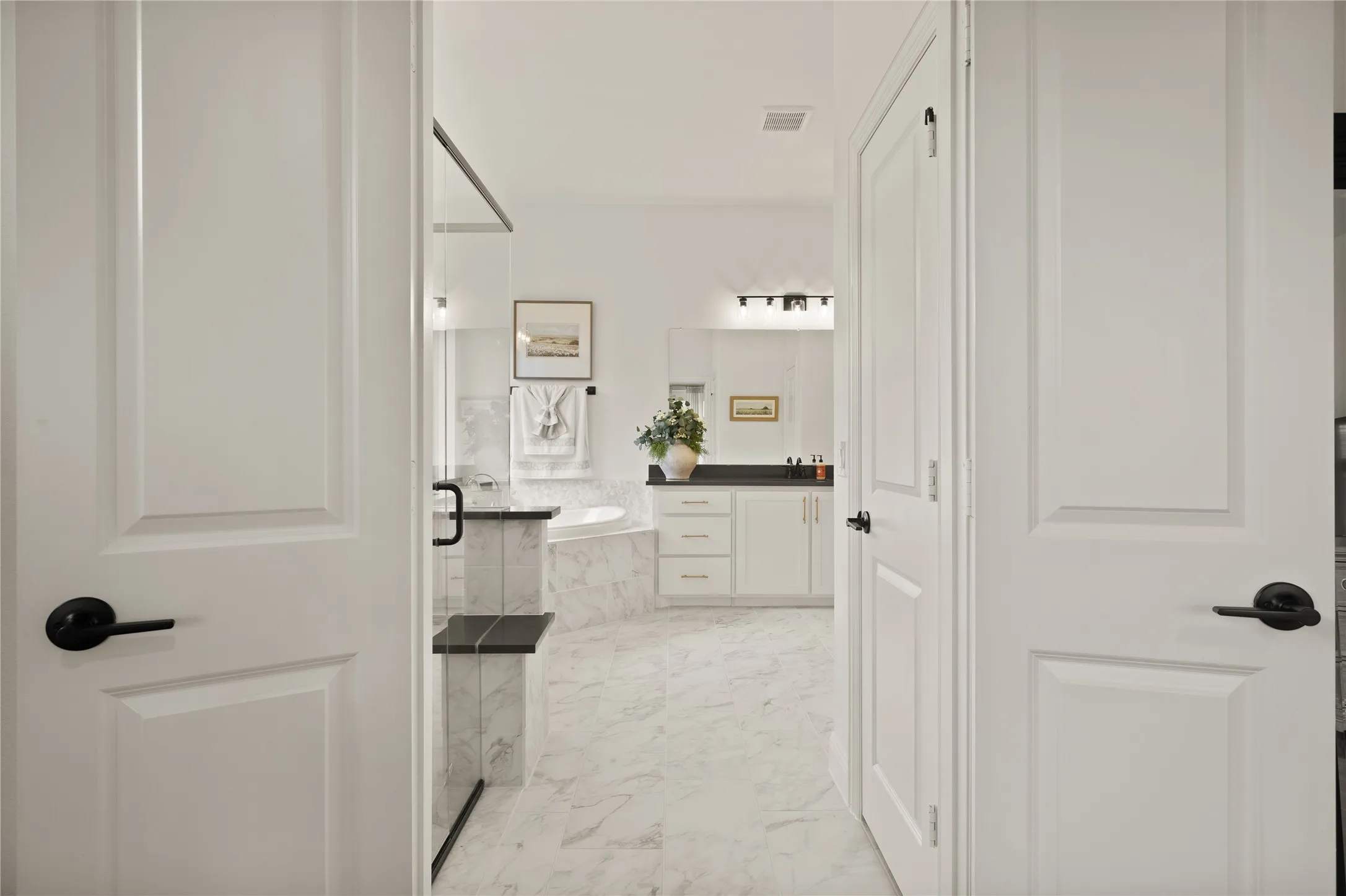 Single Family Residence For Sale in Tarrant County , 2307 Knapp Trail, Mansfield, Texas 76063, 4 Bedroom, 3 Bathroom, 2 Garage spaces, 2,819 Sqft, built in 2024, mls#21374195, Real Estate Agent in Mansfield, Homes For Sale in Tarrant county, Homes For Sale in Mansfield, Realtor in Mansfield Texas, Real Estate Brokerage Independent Realty Texas, Luminita Cordes Realtor