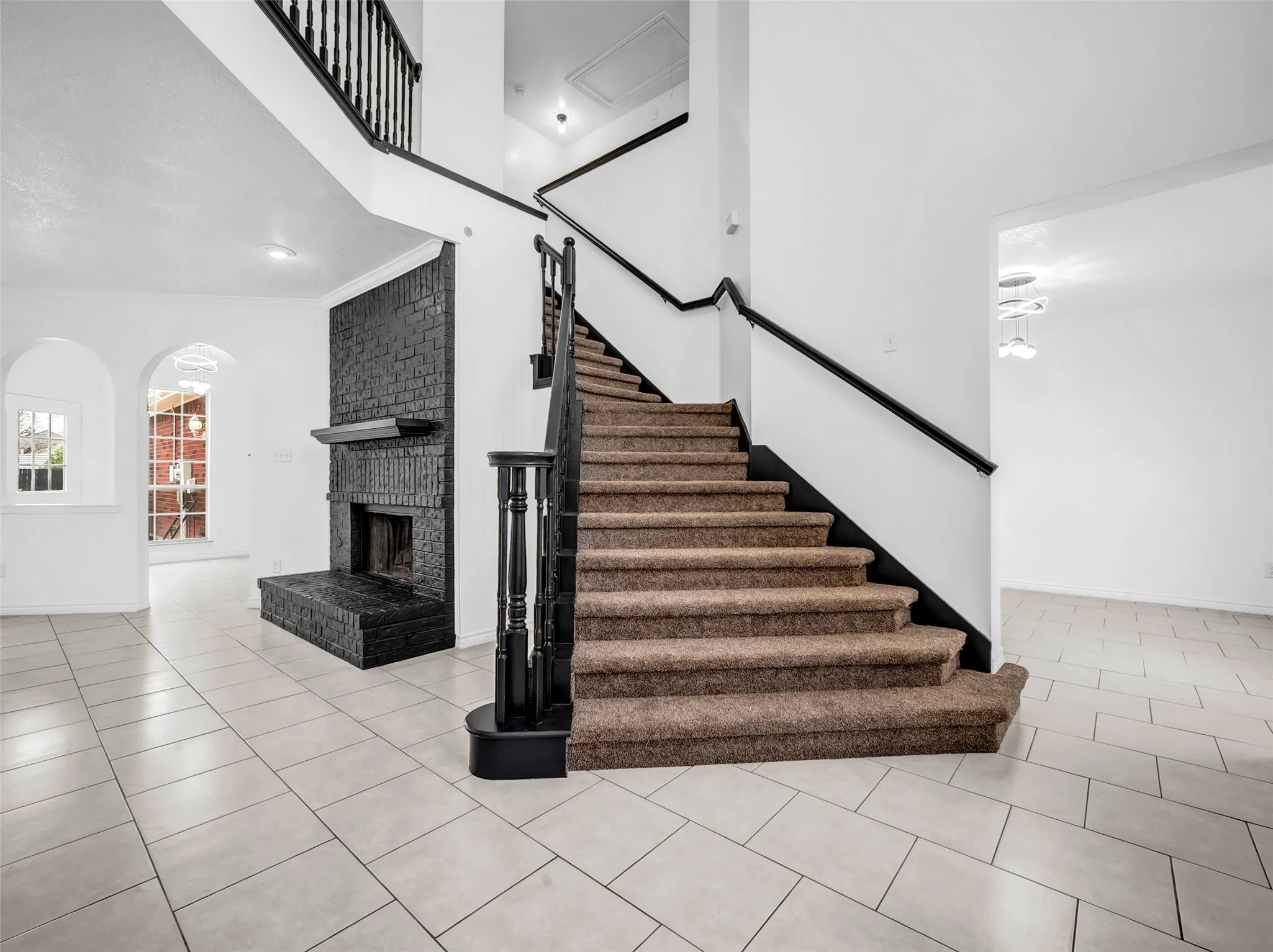 Single Family Residence For Sale in Tarrant County , 2913 Spartacus Drive, Grand Prairie, Texas 75052, 4 Bedroom, 3 Bathroom, 2 Garage spaces, 2,949 Sqft, built in 1993, mls#21380872, Real Estate Agent in Grand Prairie, Homes For Sale in Tarrant county, Homes For Sale in Grand Prairie, Realtor in Grand Prairie Texas, Real Estate Brokerage Independent Realty Texas, Luminita Cordes Realtor