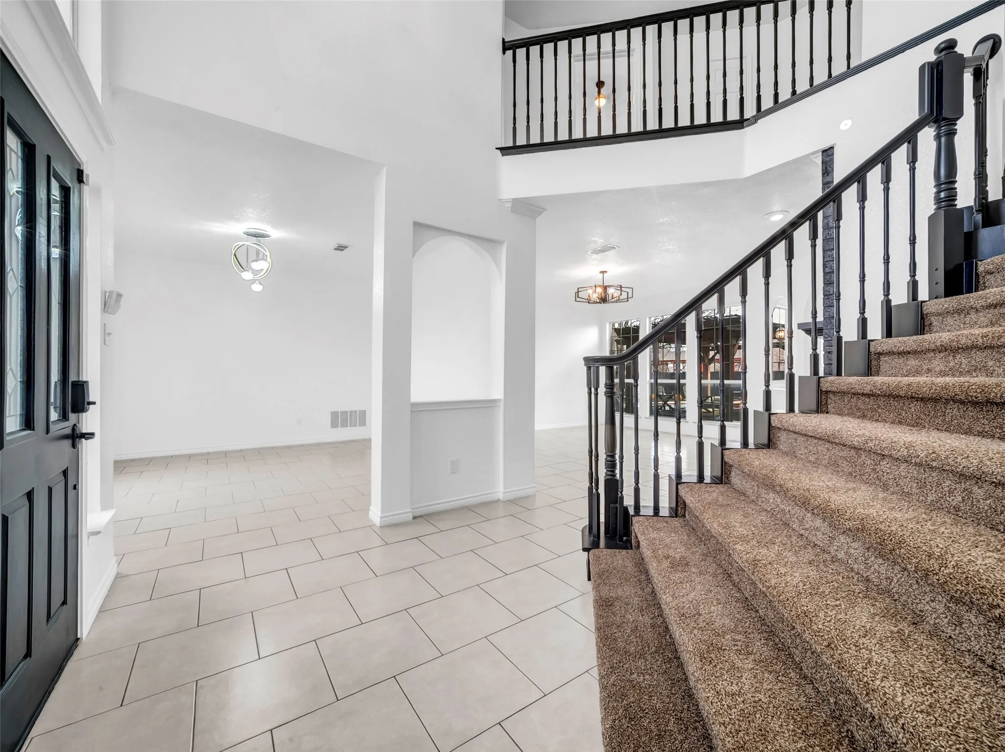 Single Family Residence For Sale in Tarrant County , 2913 Spartacus Drive, Grand Prairie, Texas 75052, 4 Bedroom, 3 Bathroom, 2 Garage spaces, 2,949 Sqft, built in 1993, mls#21380872, Real Estate Agent in Grand Prairie, Homes For Sale in Tarrant county, Homes For Sale in Grand Prairie, Realtor in Grand Prairie Texas, Real Estate Brokerage Independent Realty Texas, Luminita Cordes Realtor
