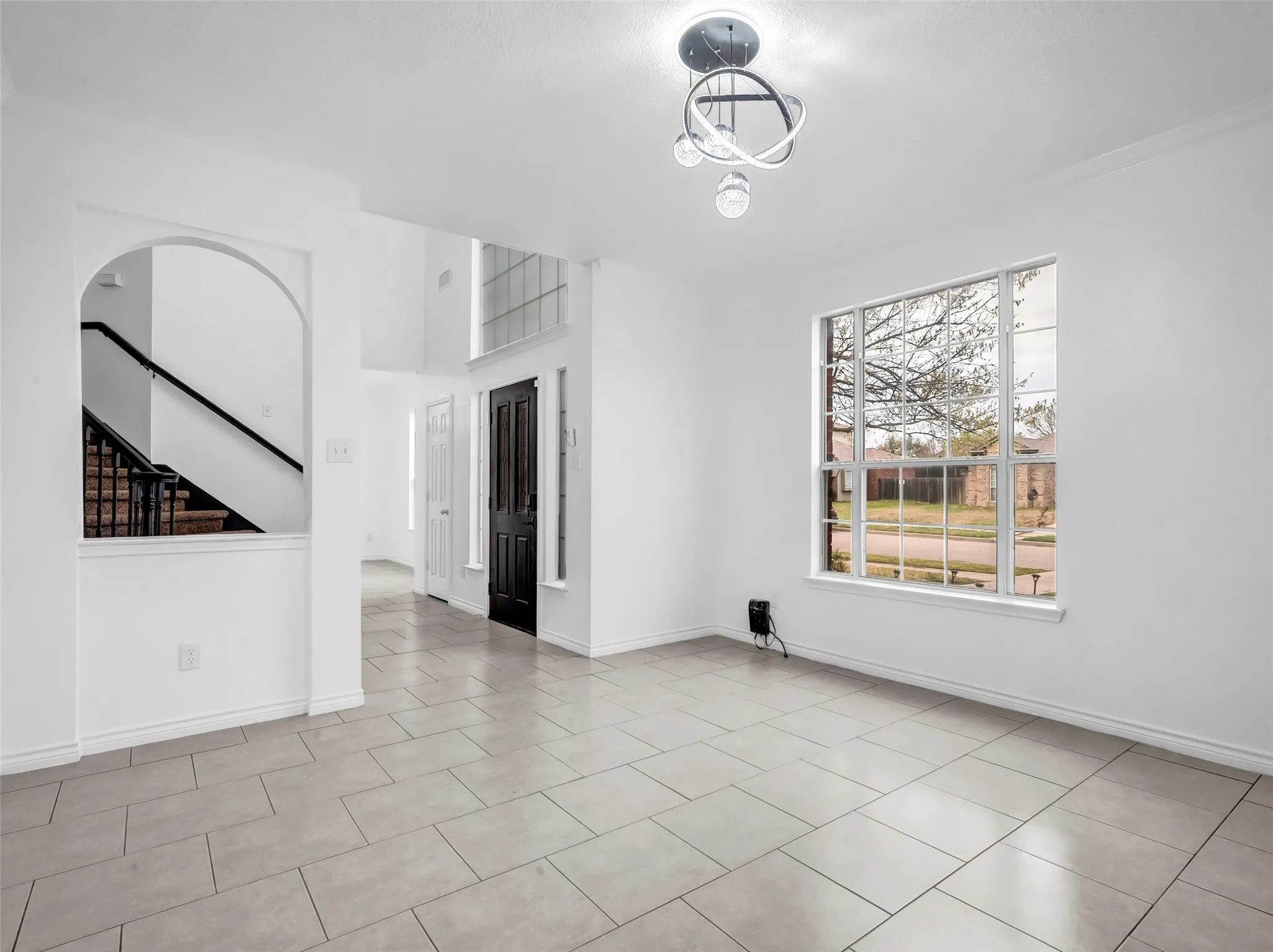 Single Family Residence For Sale in Tarrant County , 2913 Spartacus Drive, Grand Prairie, Texas 75052, 4 Bedroom, 3 Bathroom, 2 Garage spaces, 2,949 Sqft, built in 1993, mls#21380872, Real Estate Agent in Grand Prairie, Homes For Sale in Tarrant county, Homes For Sale in Grand Prairie, Realtor in Grand Prairie Texas, Real Estate Brokerage Independent Realty Texas, Luminita Cordes Realtor