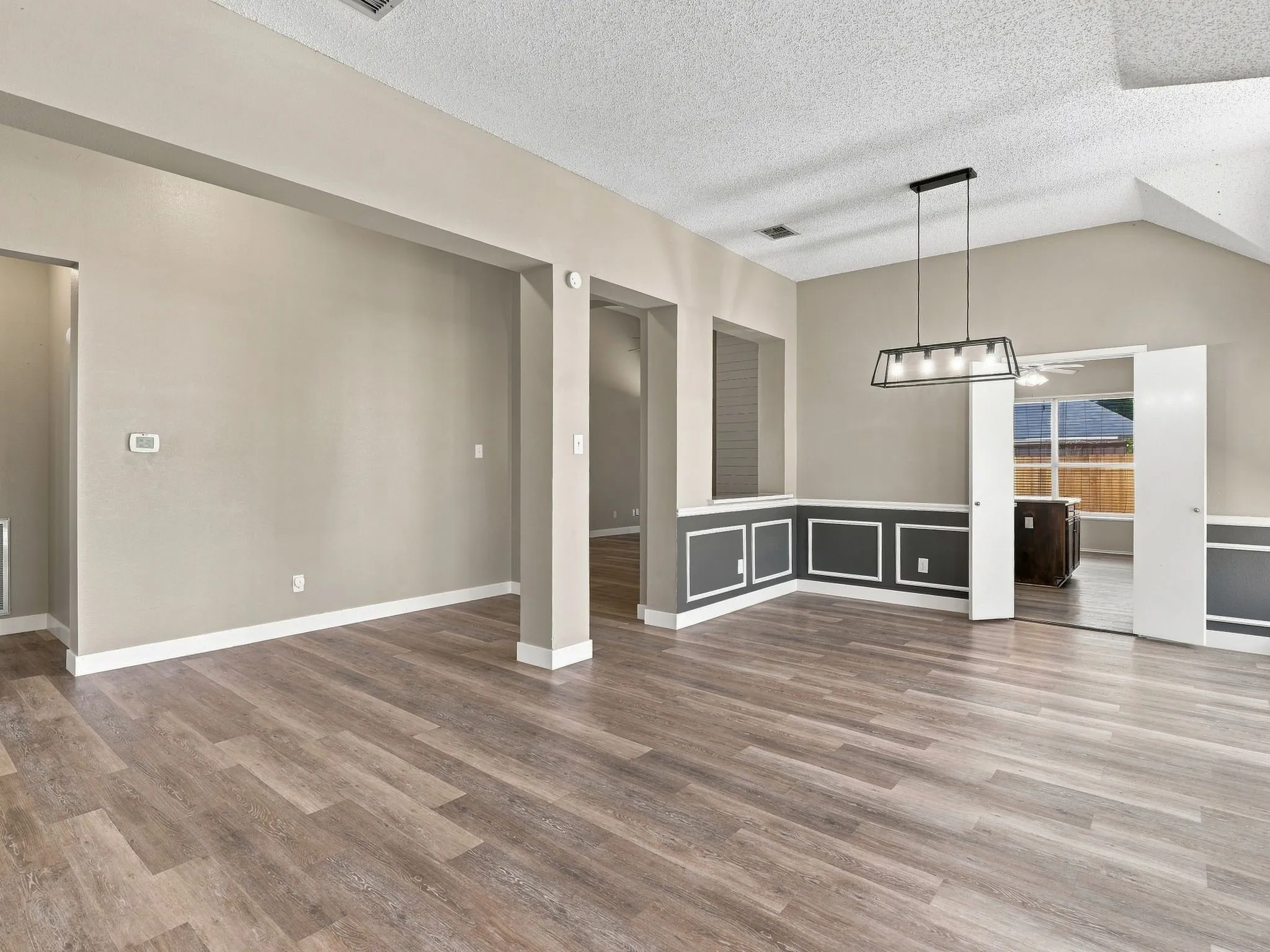 Single Family Residence For Rent in Collin County , 8201 Pacific Street, Frisco, Texas 75035, 4 Bedroom, 2 Bathroom, 2 Garage spaces, 2,112 Sqft, built in 1993, mls#21380941, Real Estate Agent in Frisco, Homes For Rent in Collin county, Homes For Rent in Frisco, Realtor in Frisco Texas, Real Estate Brokerage Independent Realty Texas, Luminita Cordes Realtor