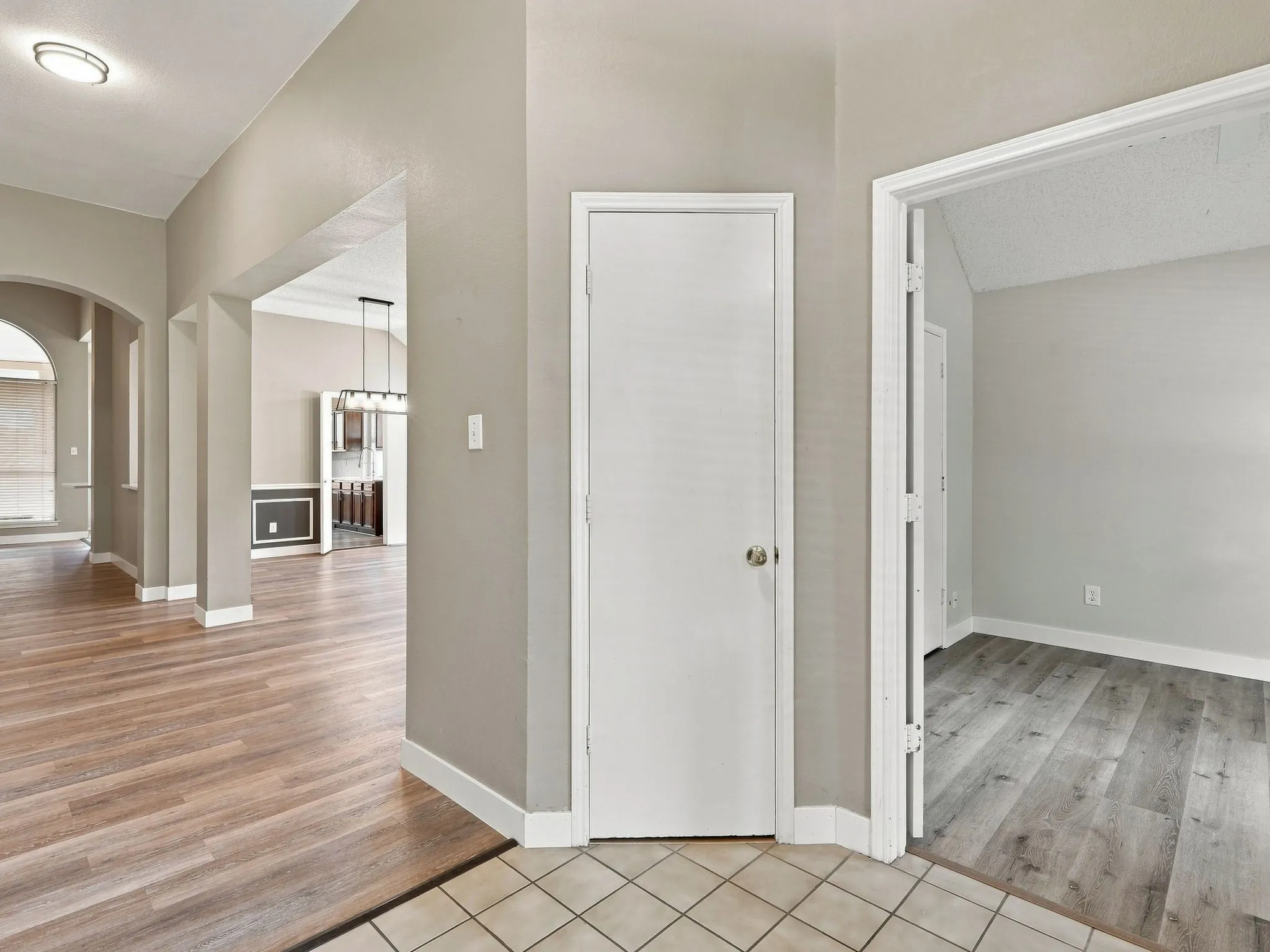Single Family Residence For Rent in Collin County , 8201 Pacific Street, Frisco, Texas 75035, 4 Bedroom, 2 Bathroom, 2 Garage spaces, 2,112 Sqft, built in 1993, mls#21380941, Real Estate Agent in Frisco, Homes For Rent in Collin county, Homes For Rent in Frisco, Realtor in Frisco Texas, Real Estate Brokerage Independent Realty Texas, Luminita Cordes Realtor