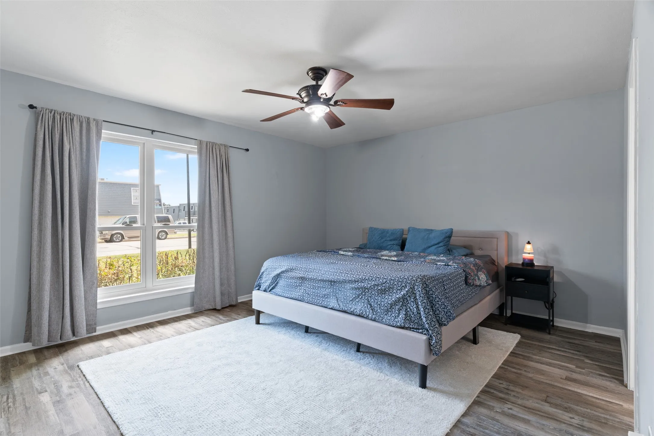 Duplex For Rent in Tarrant County , 4806 Inverness, Fort Worth, Texas 76132, 3 Bedroom, 2 Bathroom, Garage spaces, 1,524 Sqft, built in 1967, mls#21380960, Real Estate Agent in Fort Worth, Homes For Rent in Tarrant county, Homes For Rent in Fort Worth, Realtor in Fort Worth Texas, Real Estate Brokerage Independent Realty Texas, Luminita Cordes Realtor