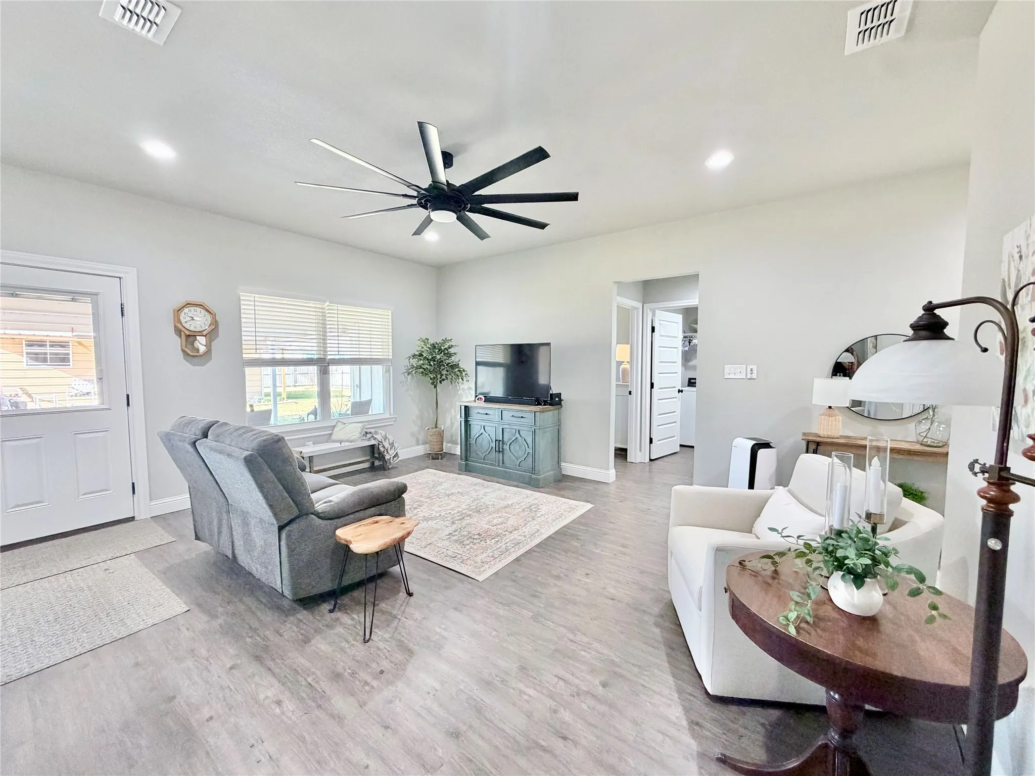 Single Family Residence For Sale in Taylor County , 3649 Yamini Drive, Abilene, Texas 79606, 3 Bedroom, 2 Bathroom, 2 Garage spaces, 1,391 Sqft, built in 2023, mls#21380328, Real Estate Agent in Abilene, Homes For Sale in Taylor county, Homes For Sale in Abilene, Realtor in Abilene Texas, Real Estate Brokerage Independent Realty Texas, Luminita Cordes Realtor