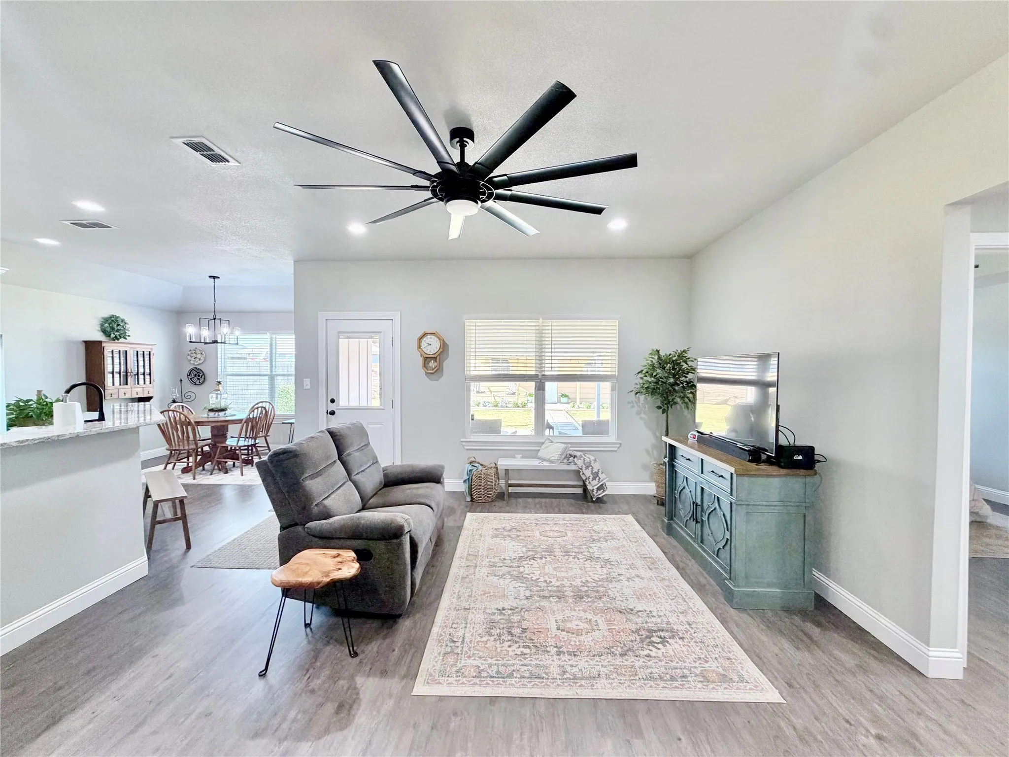 Single Family Residence For Sale in Taylor County , 3649 Yamini Drive, Abilene, Texas 79606, 3 Bedroom, 2 Bathroom, 2 Garage spaces, 1,391 Sqft, built in 2023, mls#21380328, Real Estate Agent in Abilene, Homes For Sale in Taylor county, Homes For Sale in Abilene, Realtor in Abilene Texas, Real Estate Brokerage Independent Realty Texas, Luminita Cordes Realtor