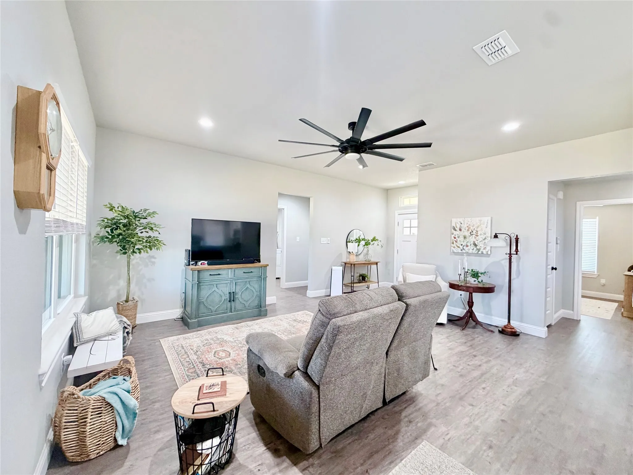 Single Family Residence For Sale in Taylor County , 3649 Yamini Drive, Abilene, Texas 79606, 3 Bedroom, 2 Bathroom, 2 Garage spaces, 1,391 Sqft, built in 2023, mls#21380328, Real Estate Agent in Abilene, Homes For Sale in Taylor county, Homes For Sale in Abilene, Realtor in Abilene Texas, Real Estate Brokerage Independent Realty Texas, Luminita Cordes Realtor