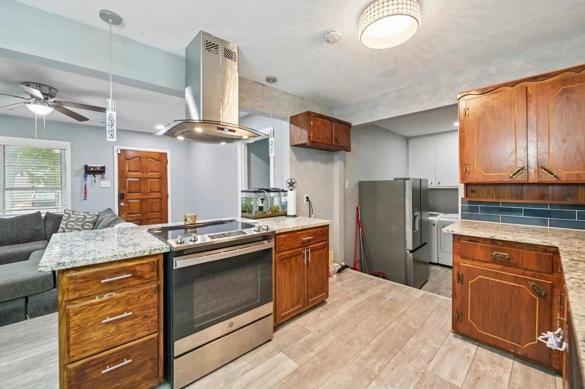 Single Family Residence For Sale in Tarrant County , 3204 Aurora Street, Haltom City, Texas 76117, 4 Bedroom, 2 Bathroom, Garage spaces, 1,275 Sqft, built in 1958, mls#21374996, Real Estate Agent in Haltom City, Homes For Sale in Tarrant county, Homes For Sale in Haltom City, Realtor in Haltom City Texas, Real Estate Brokerage Independent Realty Texas, Luminita Cordes Realtor