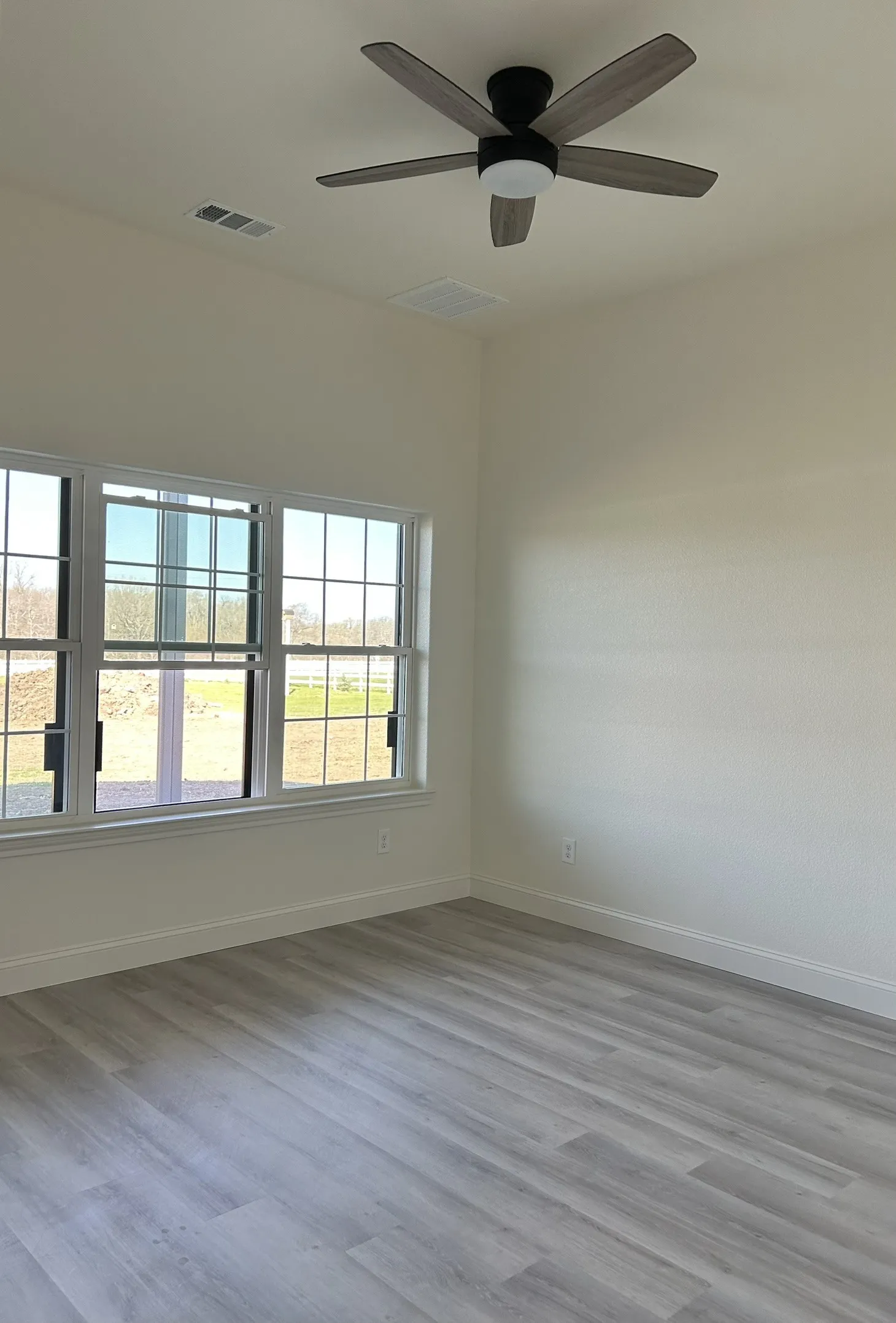 Single Family Residence For Rent in Rains County , 483 RS County Road 1605, Point, Texas 75472, 2 Bedroom, 1 Bathroom, Garage spaces, 850 Sqft, built in 2024, mls#21380982, Real Estate Agent in Point, Homes For Rent in Rains county, Homes For Rent in Point, Realtor in Point Texas, Real Estate Brokerage Independent Realty Texas, Luminita Cordes Realtor