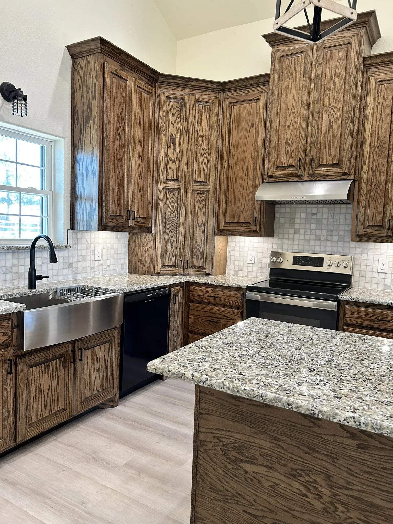 Single Family Residence For Rent in Rains County , 483 RS County Road 1605, Point, Texas 75472, 2 Bedroom, 1 Bathroom, Garage spaces, 850 Sqft, built in 2024, mls#21380982, Real Estate Agent in Point, Homes For Rent in Rains county, Homes For Rent in Point, Realtor in Point Texas, Real Estate Brokerage Independent Realty Texas, Luminita Cordes Realtor