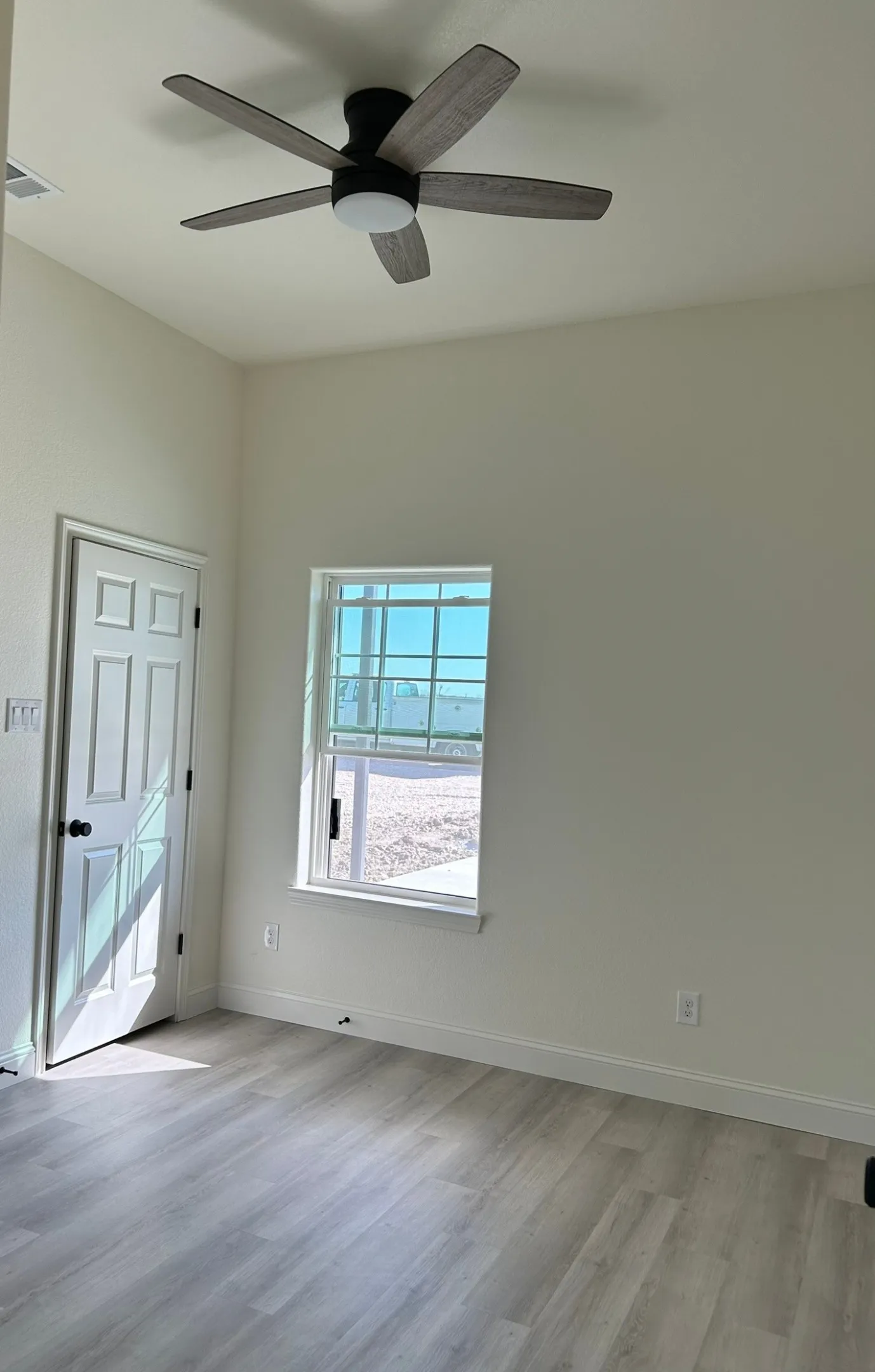 Single Family Residence For Rent in Rains County , 483 RS County Road 1605, Point, Texas 75472, 2 Bedroom, 1 Bathroom, Garage spaces, 850 Sqft, built in 2024, mls#21380982, Real Estate Agent in Point, Homes For Rent in Rains county, Homes For Rent in Point, Realtor in Point Texas, Real Estate Brokerage Independent Realty Texas, Luminita Cordes Realtor
