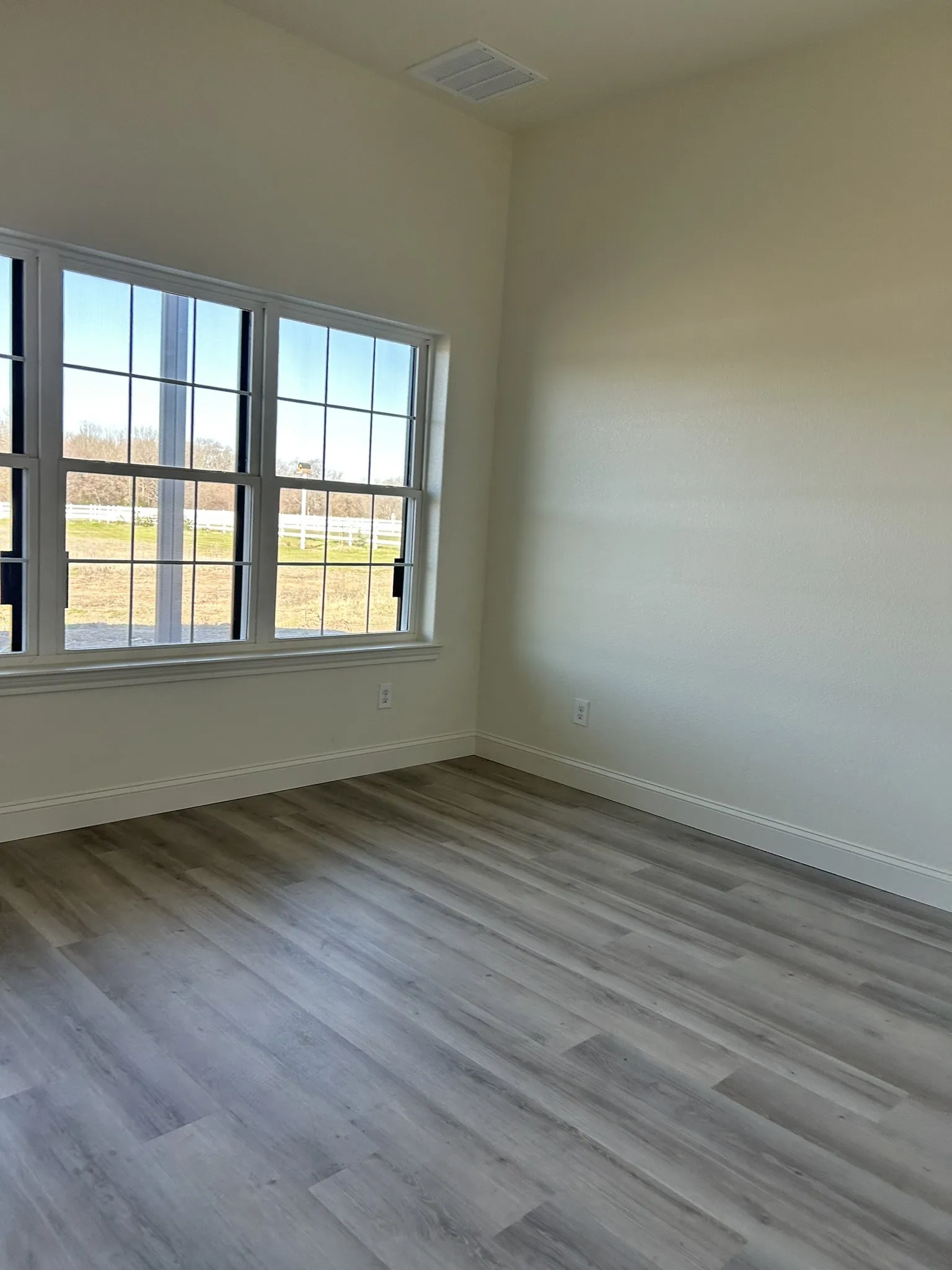 Single Family Residence For Rent in Rains County , 483 RS County Road 1605, Point, Texas 75472, 2 Bedroom, 1 Bathroom, Garage spaces, 850 Sqft, built in 2024, mls#21380982, Real Estate Agent in Point, Homes For Rent in Rains county, Homes For Rent in Point, Realtor in Point Texas, Real Estate Brokerage Independent Realty Texas, Luminita Cordes Realtor