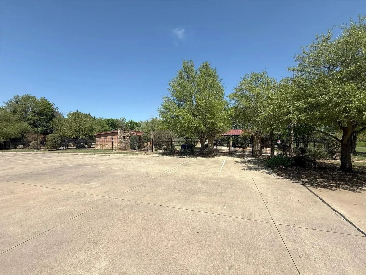 Unimproved Land For Sale in Kaufman County , 1099 Hidden Oaks Drive, Wills Point, Texas 75169, 0, 0, Garage spaces, 0 Sqft, built in 0, mls#21380125, Real Estate Agent in Wills Point, Homes For Sale in Kaufman county, Homes For Sale in Wills Point, Realtor in Wills Point Texas, Real Estate Brokerage Independent Realty Texas, Luminita Cordes Realtor