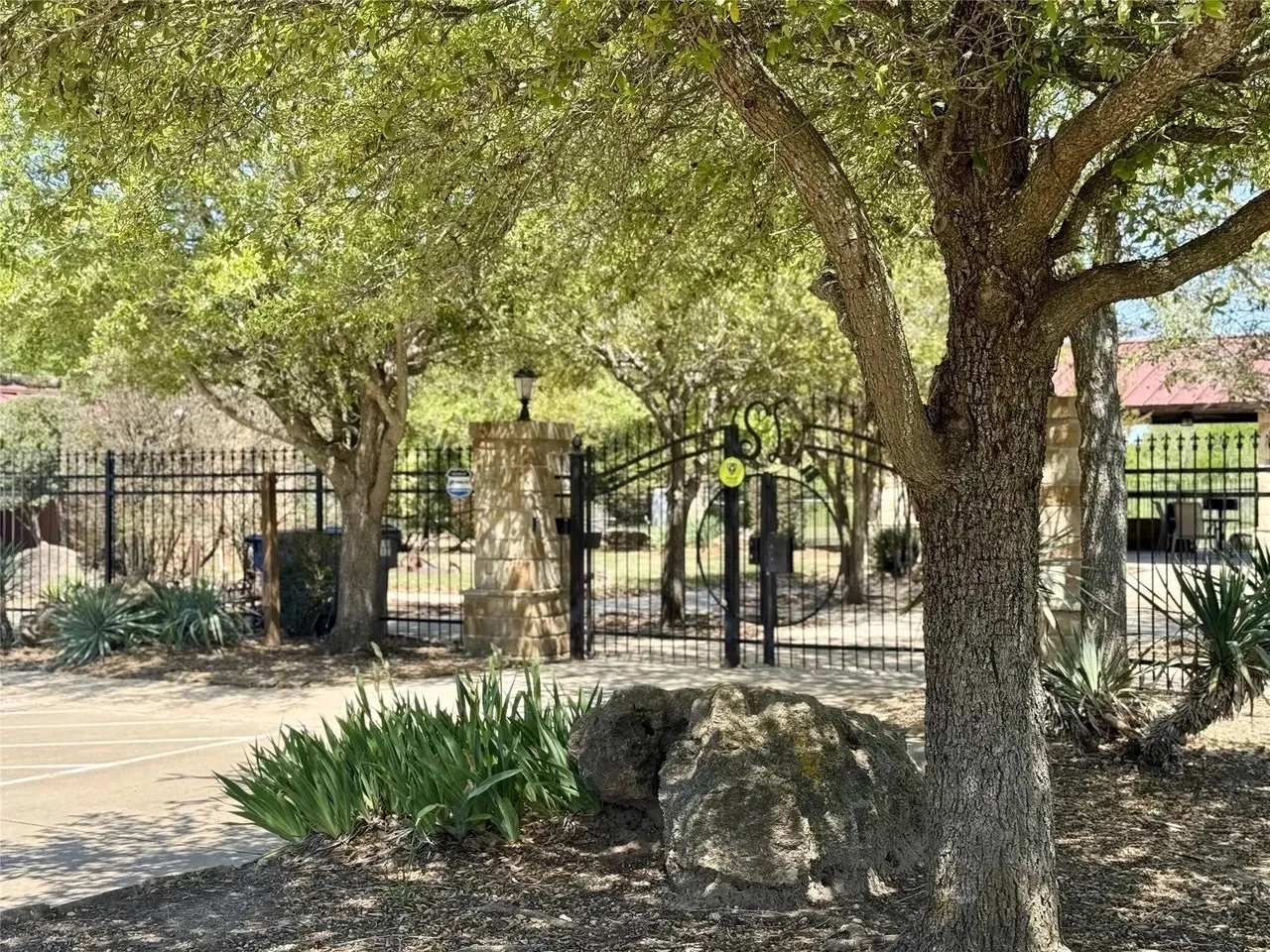Unimproved Land For Sale in Kaufman County , 1099 Hidden Oaks Drive, Wills Point, Texas 75169, 0, 0, Garage spaces, 0 Sqft, built in 0, mls#21380125, Real Estate Agent in Wills Point, Homes For Sale in Kaufman county, Homes For Sale in Wills Point, Realtor in Wills Point Texas, Real Estate Brokerage Independent Realty Texas, Luminita Cordes Realtor