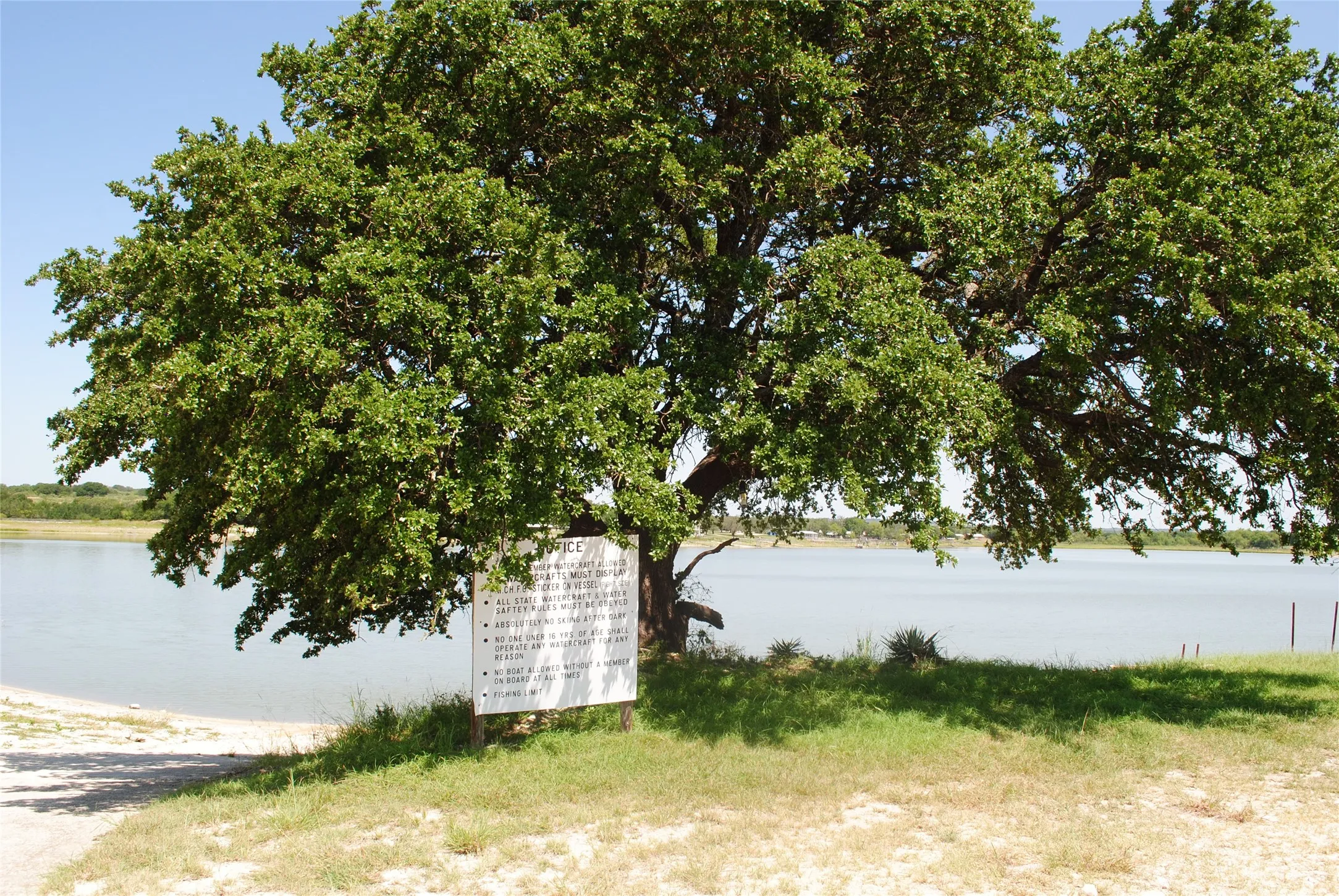 Single Family Residence For Sale in Mills County , 73 109, Goldthwaite, Texas 76844, 4 Bedroom, 3 Bathroom, Garage spaces, 2,240 Sqft, built in 1986, mls#21380993, Real Estate Agent in Goldthwaite, Homes For Sale in Mills county, Homes For Sale in Goldthwaite, Realtor in Goldthwaite Texas, Real Estate Brokerage Independent Realty Texas, Luminita Cordes Realtor