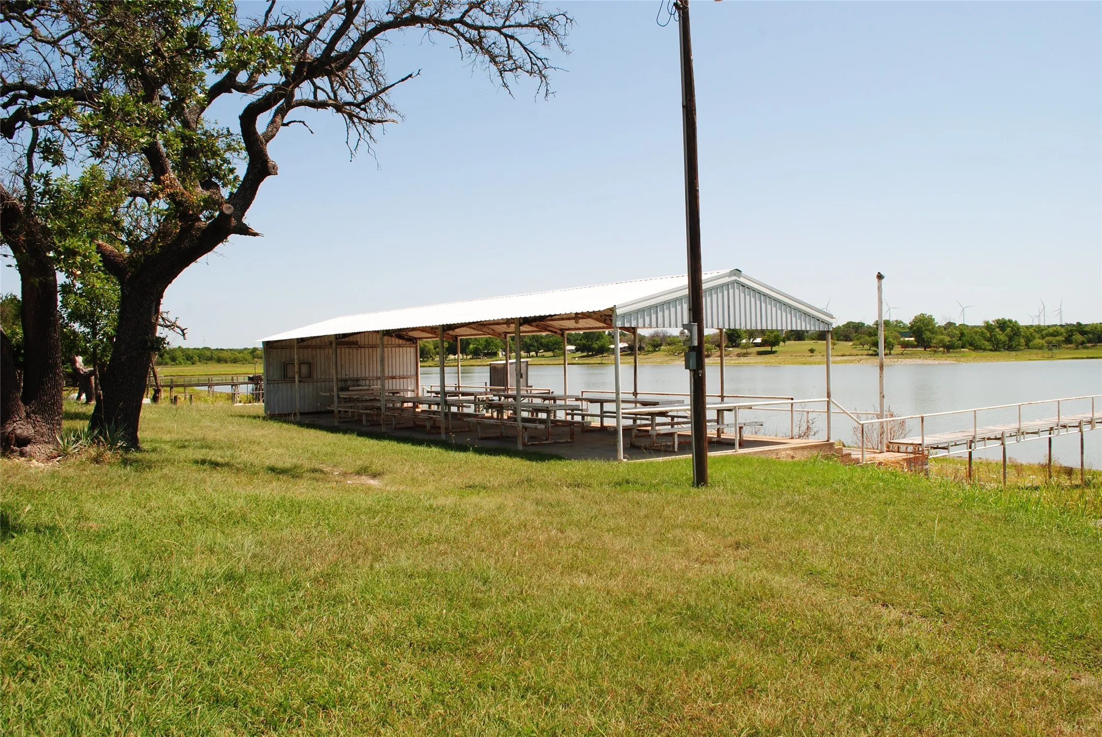 Single Family Residence For Sale in Mills County , 73 109, Goldthwaite, Texas 76844, 4 Bedroom, 3 Bathroom, Garage spaces, 2,240 Sqft, built in 1986, mls#21380993, Real Estate Agent in Goldthwaite, Homes For Sale in Mills county, Homes For Sale in Goldthwaite, Realtor in Goldthwaite Texas, Real Estate Brokerage Independent Realty Texas, Luminita Cordes Realtor